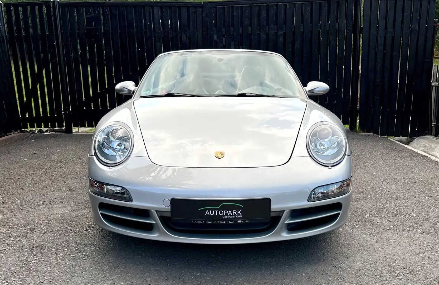 Porsche 911 Carrera S Cabrio / 6 Gang / BOSE SOUND /NAVI Silber - 2