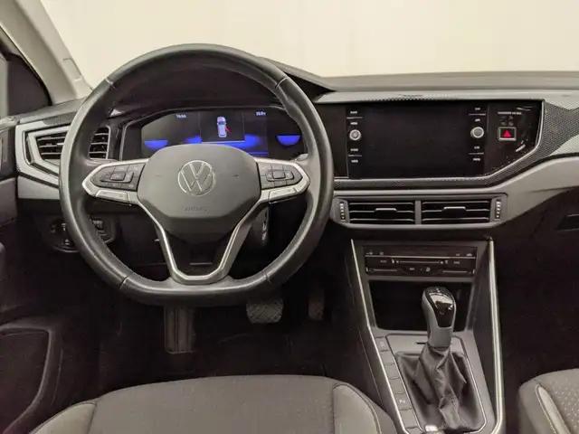 Volkswagen Polo view 7