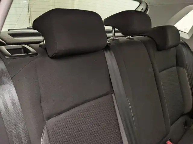 Volkswagen Polo view 8