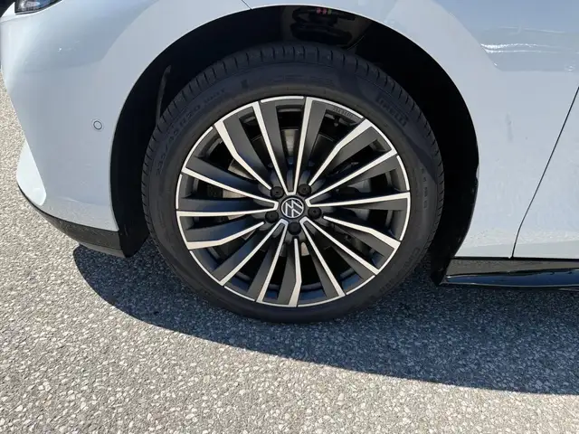 Volkswagen ID.7 Tourer GTX 4MOTION 250 kW Business Ansicht 4