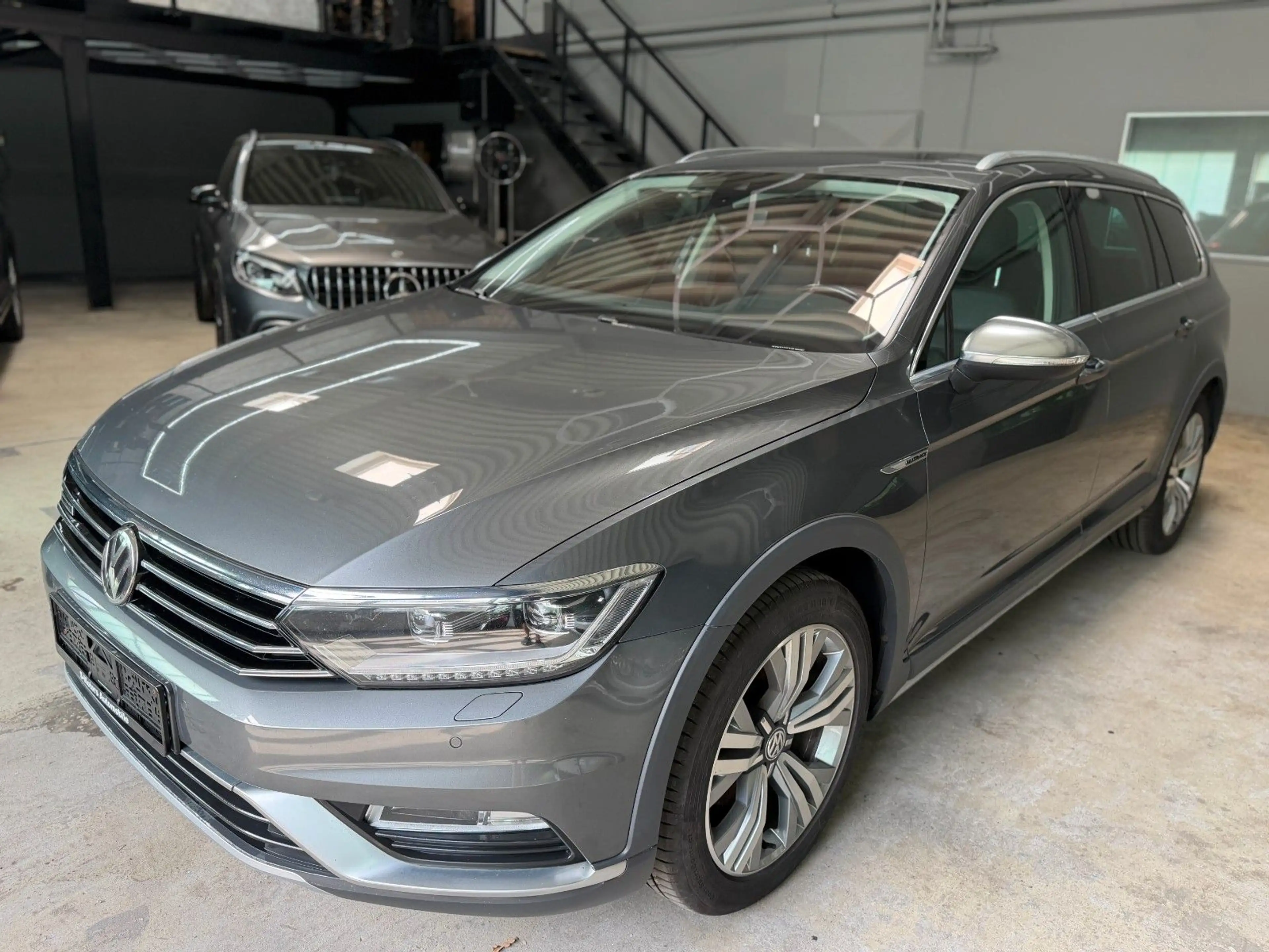 Volkswagen Passat Alltrack DSG 4MOT/HUP/KAM/PAN/ACC/AHK — photo 2
