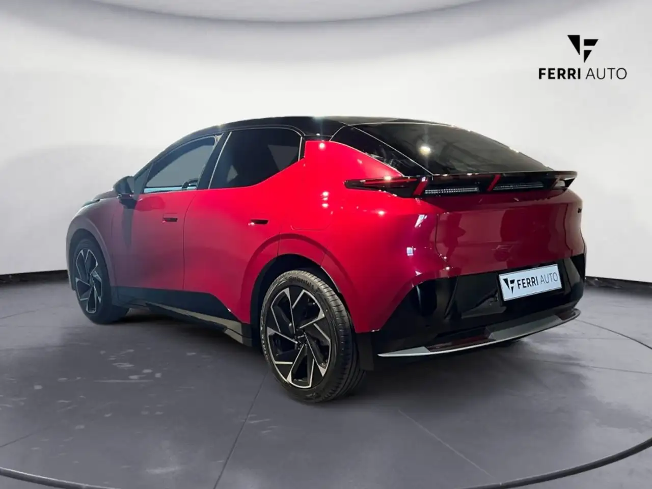 Lynk & Co 02