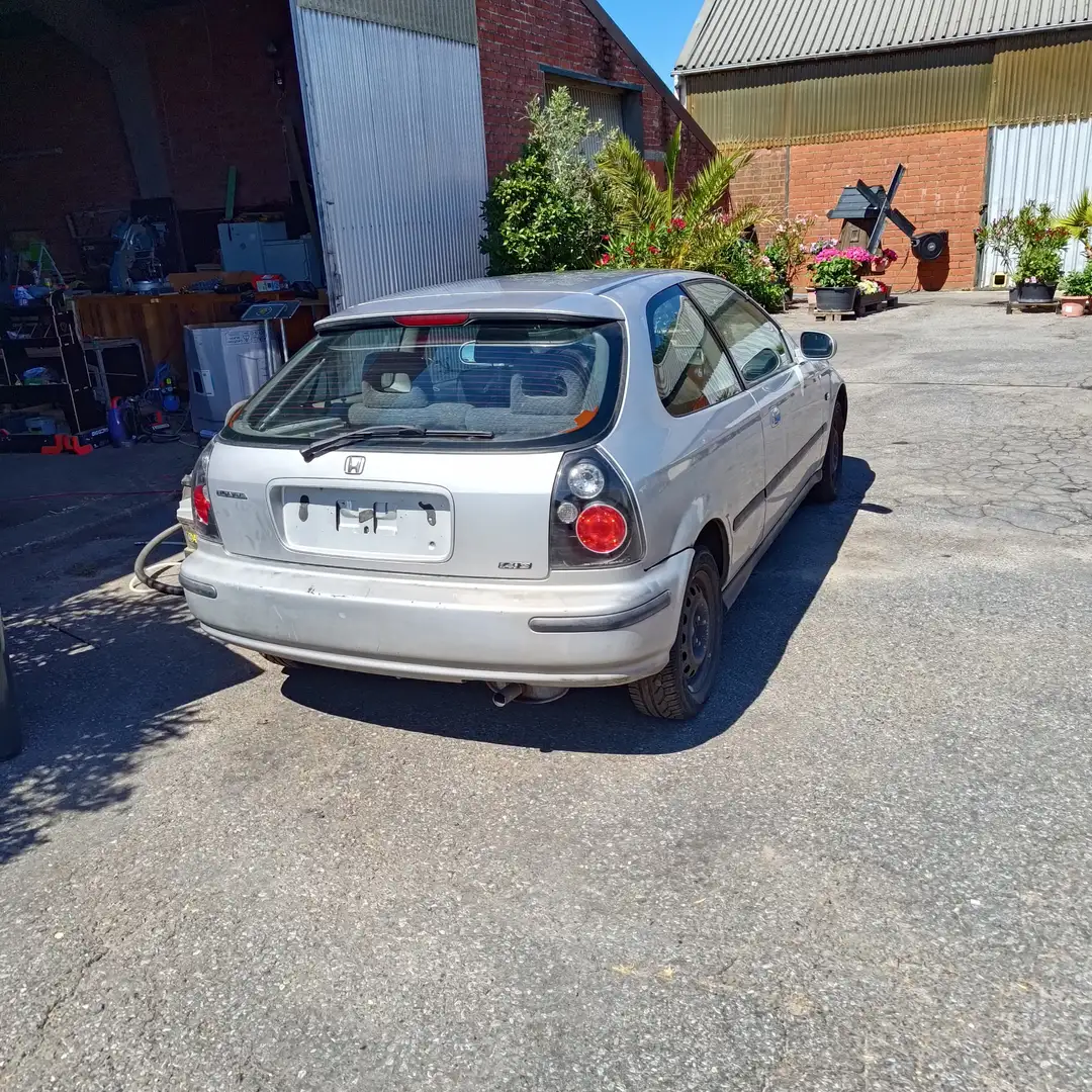 Honda Civic 1.4i S - 2