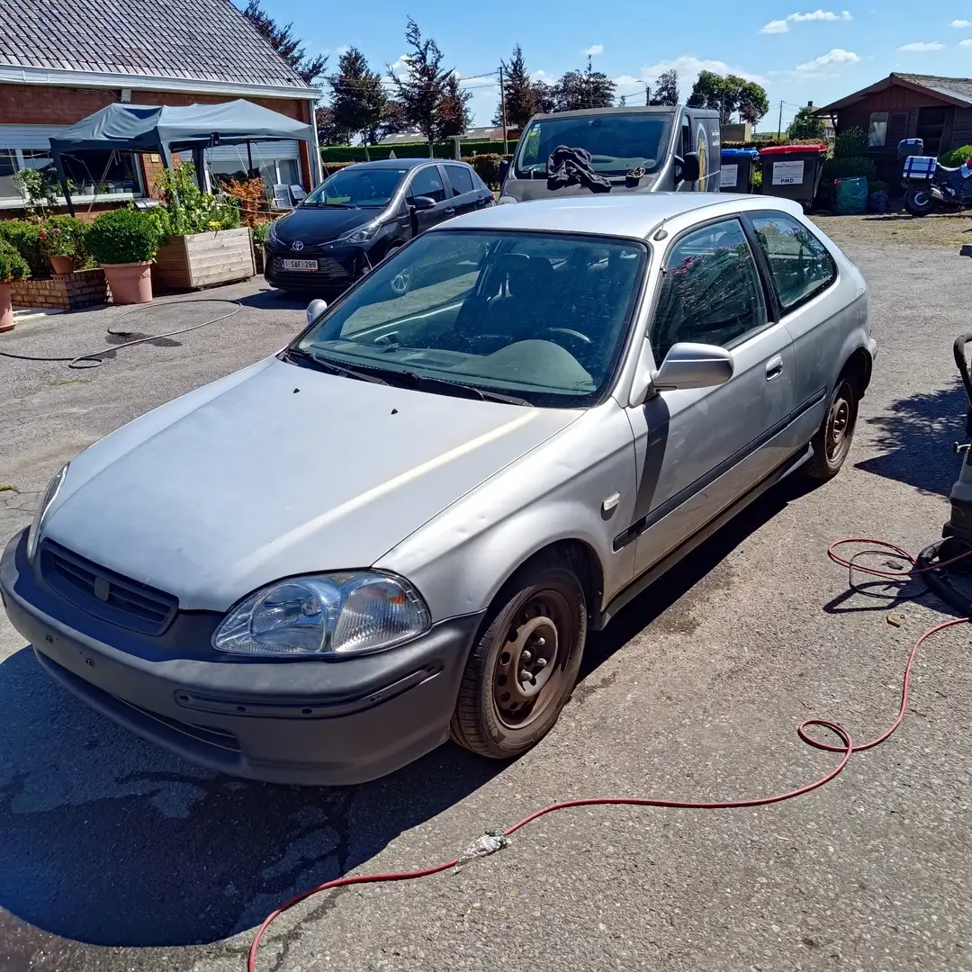 Honda Civic 1.4i S - 1