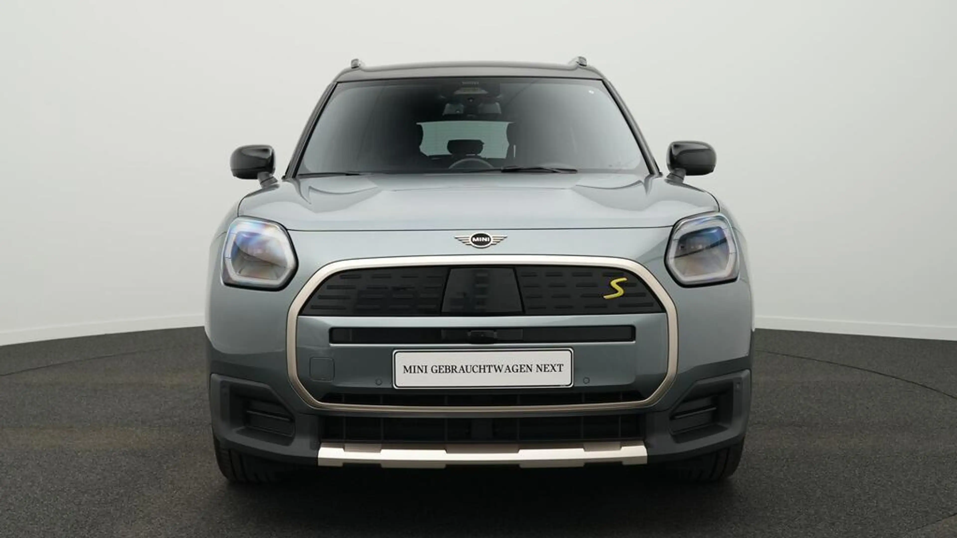 MINI Countryman SE All4 Favoured Trim — photo 15
