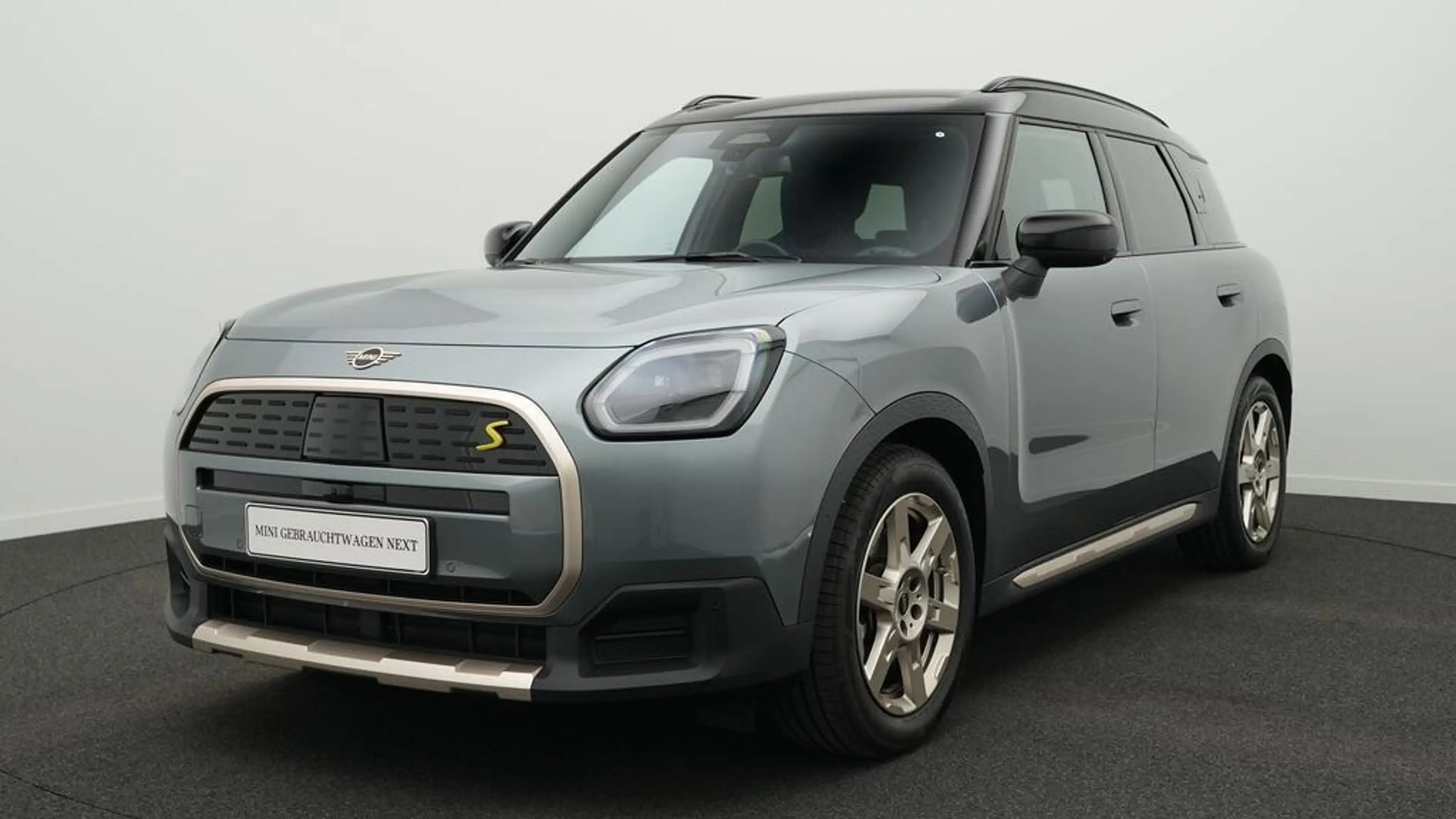 MINI Countryman SE All4 Favoured Trim