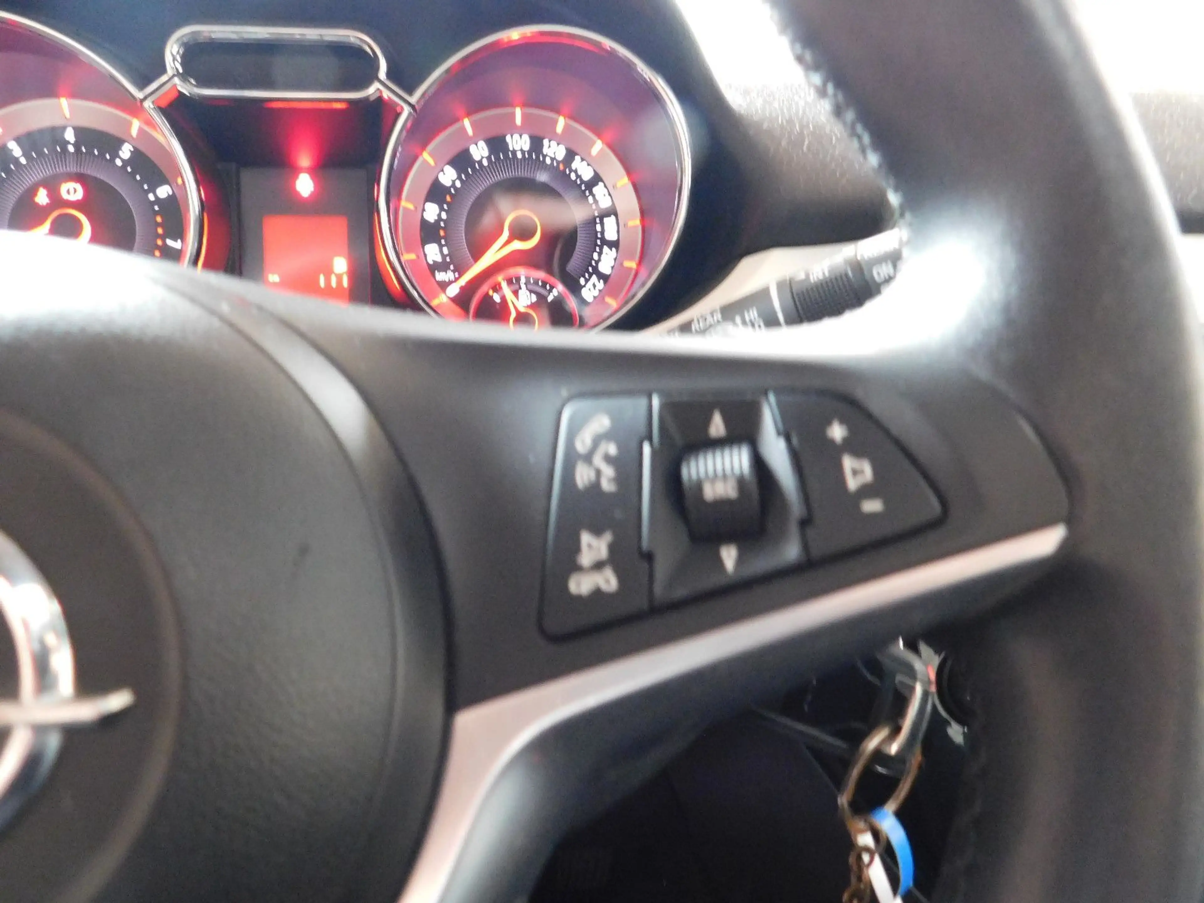 Opel Adam Glam - Panodach/Winter P./Allw. — photo 9