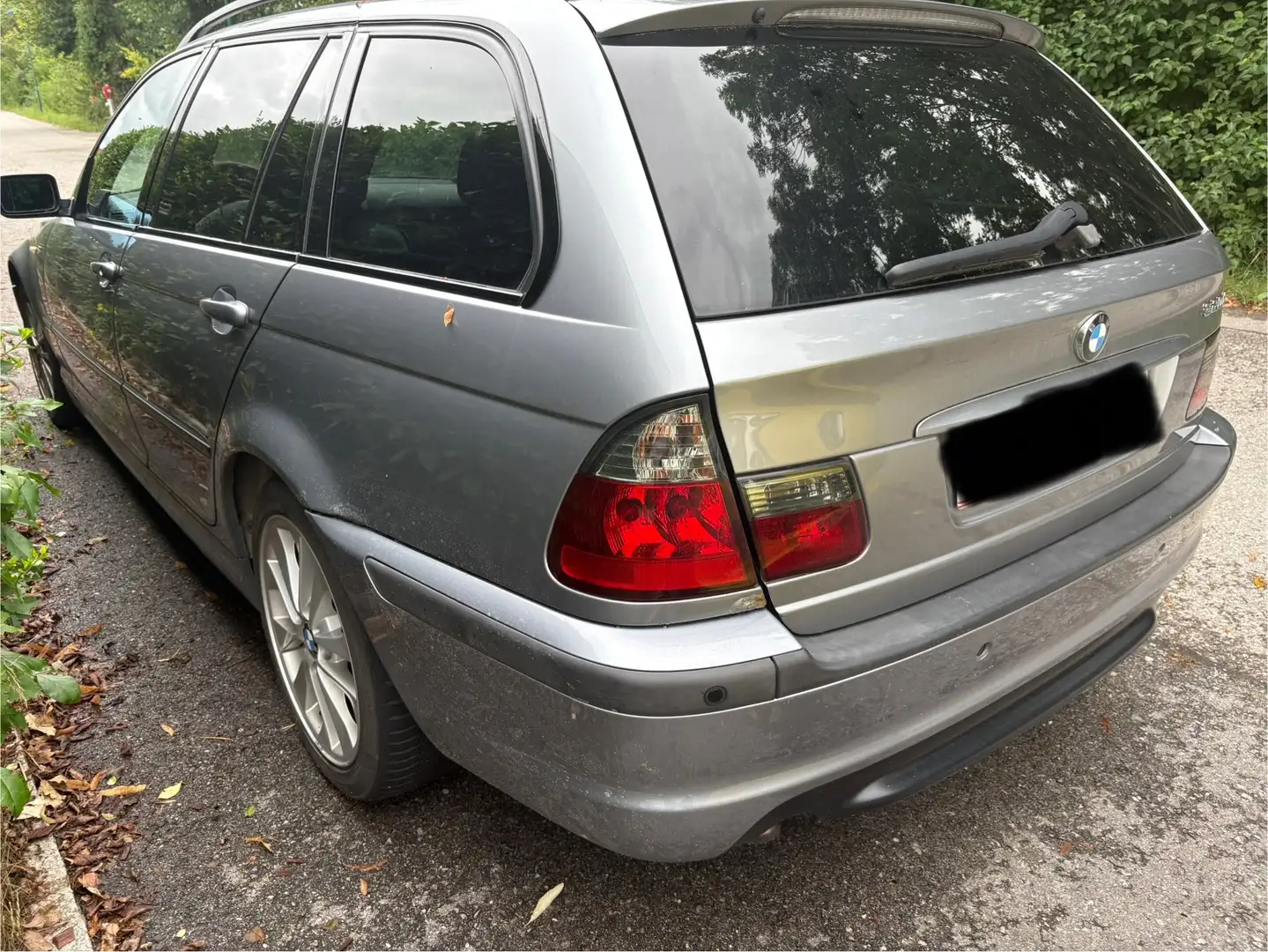 BMW 320 320d touring - 2