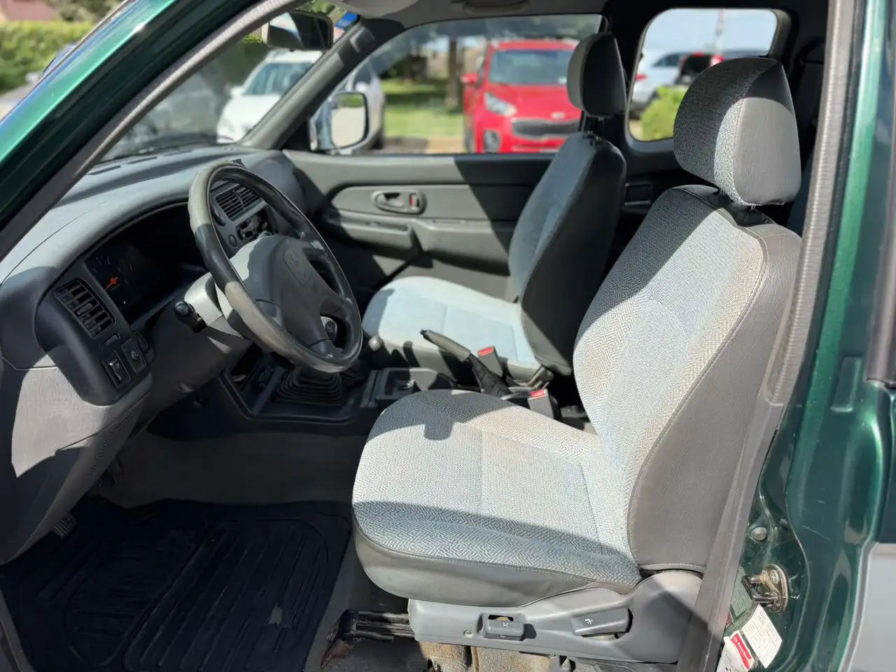 Mitsubishi L200 2.5 TDI 4WD CLUB CAB GL, foto 12