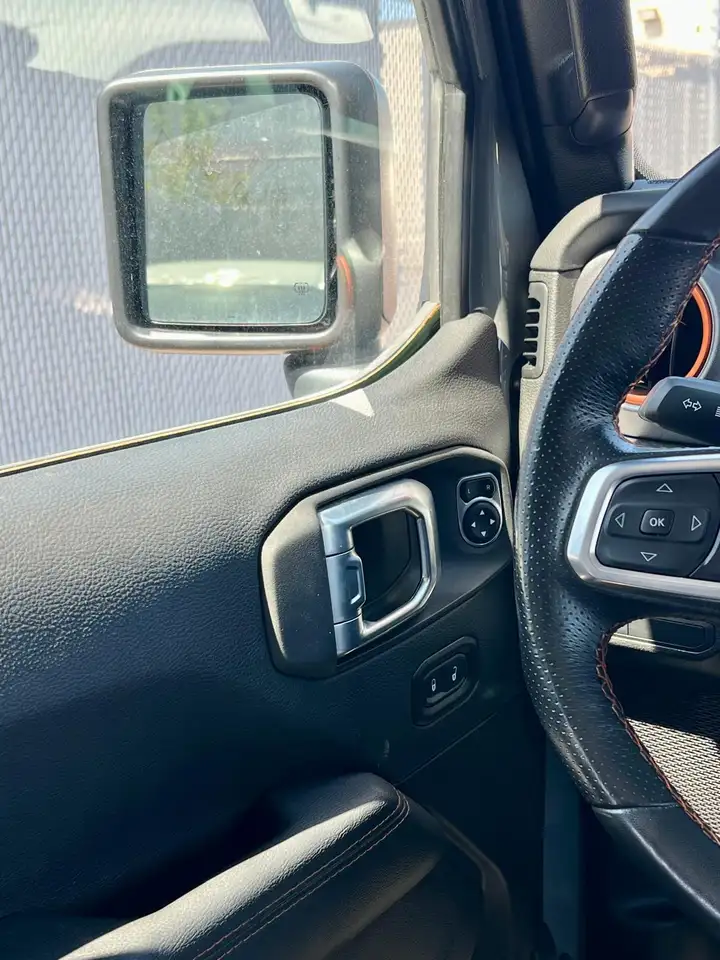 Jeep Wrangler снимка Jeep Wrangler