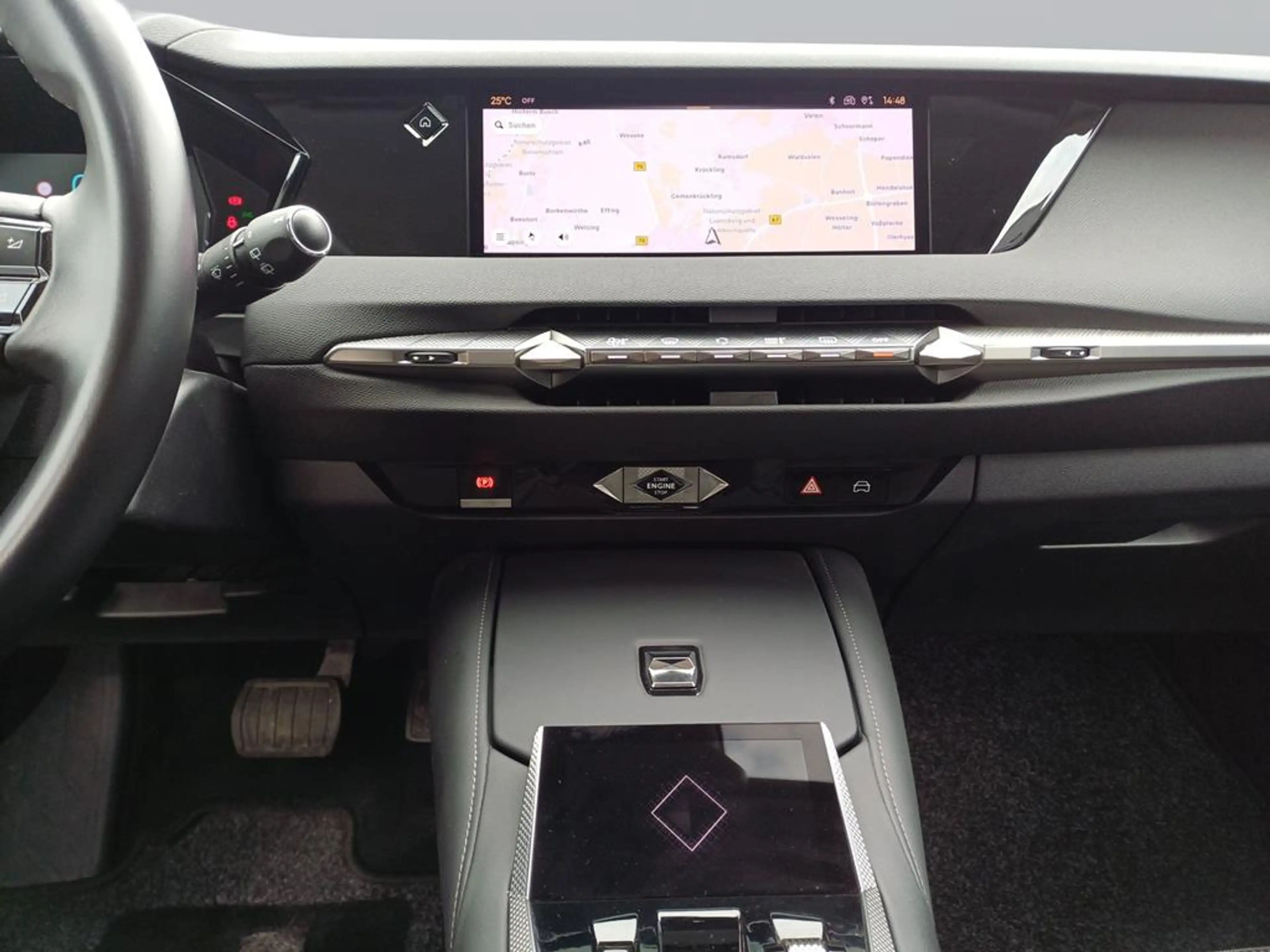 DS Automobiles DS 4 DS4 BASTILLE+ E-TENSE — photo 12