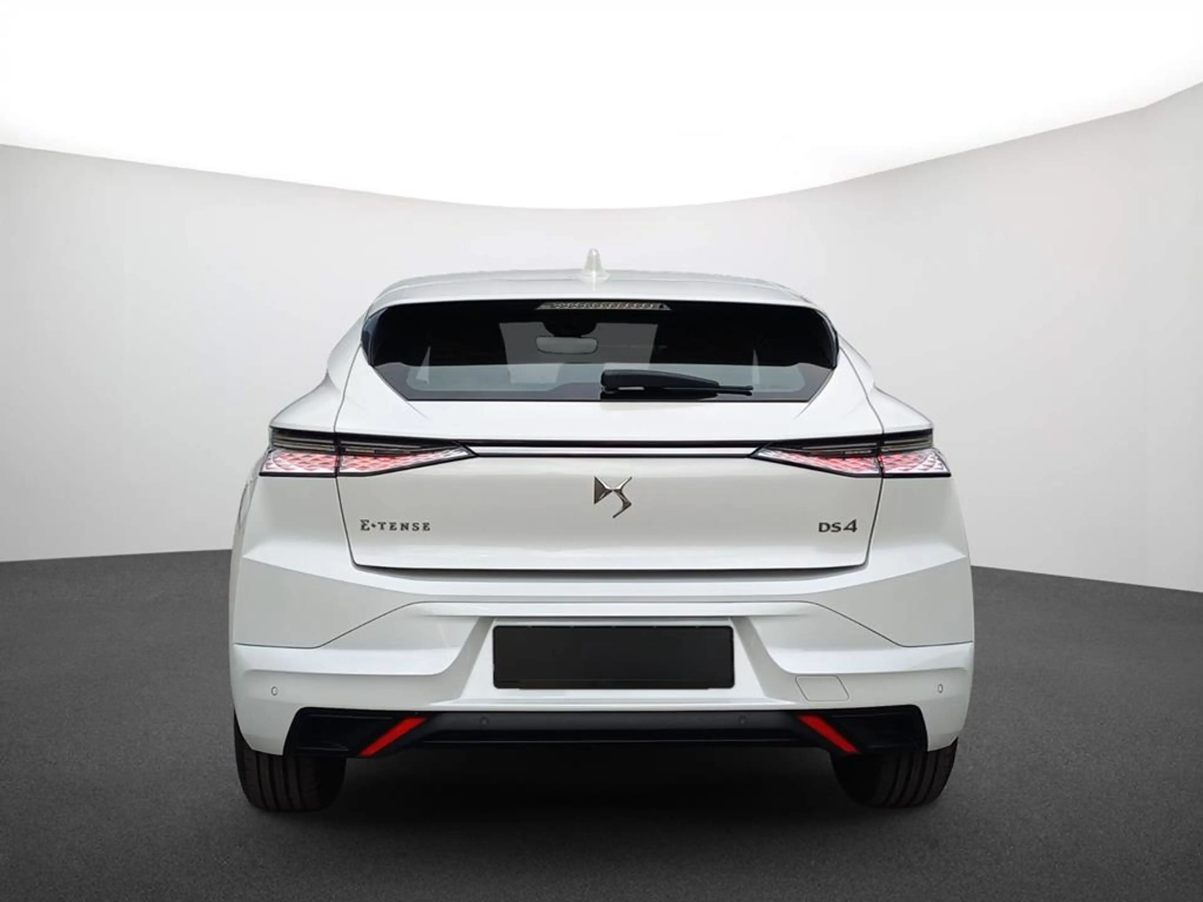 DS Automobiles DS 4 DS4 BASTILLE+ E-TENSE — photo 3