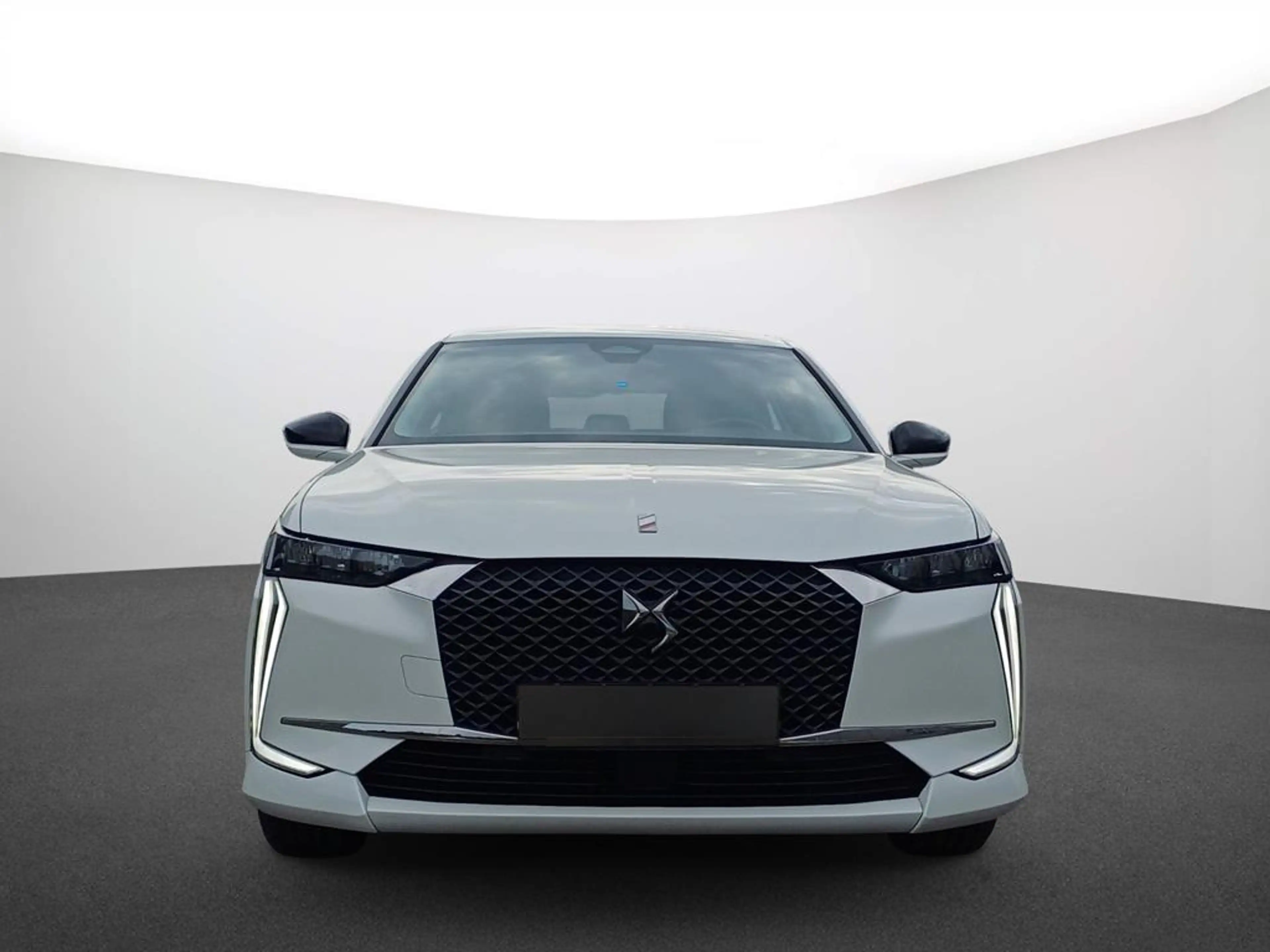 DS Automobiles DS 4 DS4 BASTILLE+ E-TENSE — photo 2