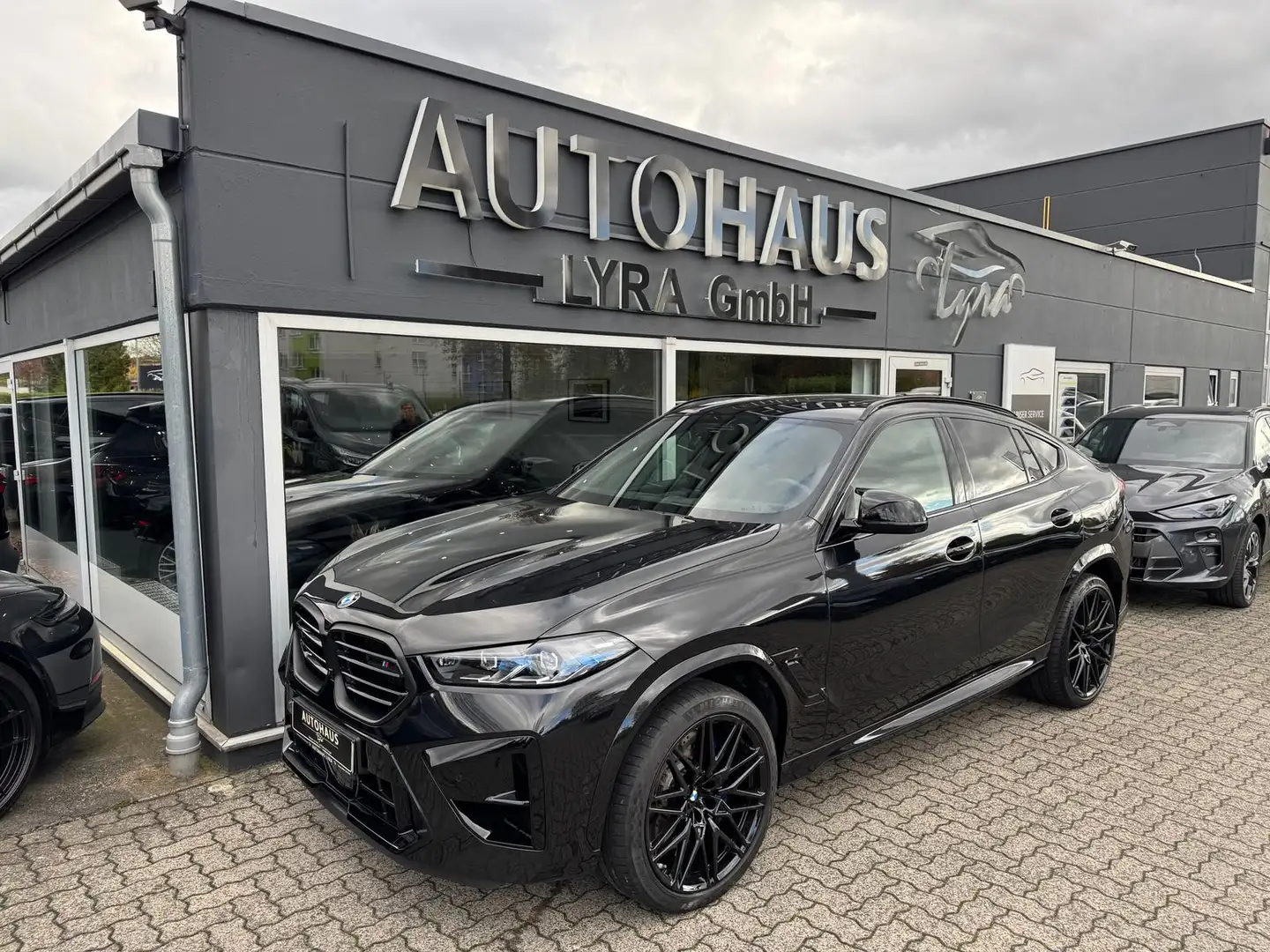 BMW X6 M Competition*M-DRIVERS*LED*PANO*B&W*MASSAGE* Schwarz - 2