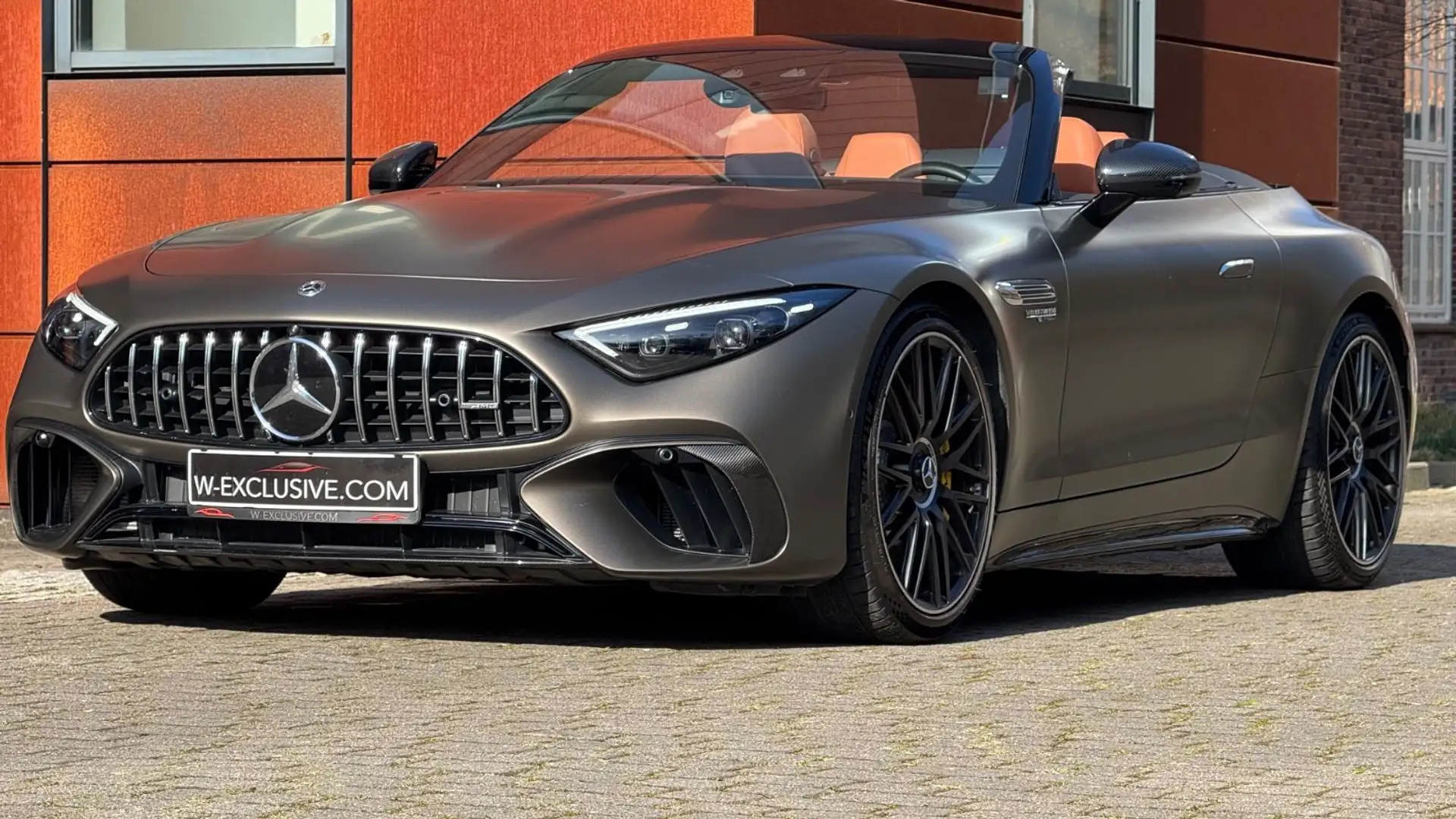 Mercedes-Benz SL 63 AMG SL AMG 63 4M VOLL,NEU 220€,Equipment Prem+CARBON Hnědá - 1