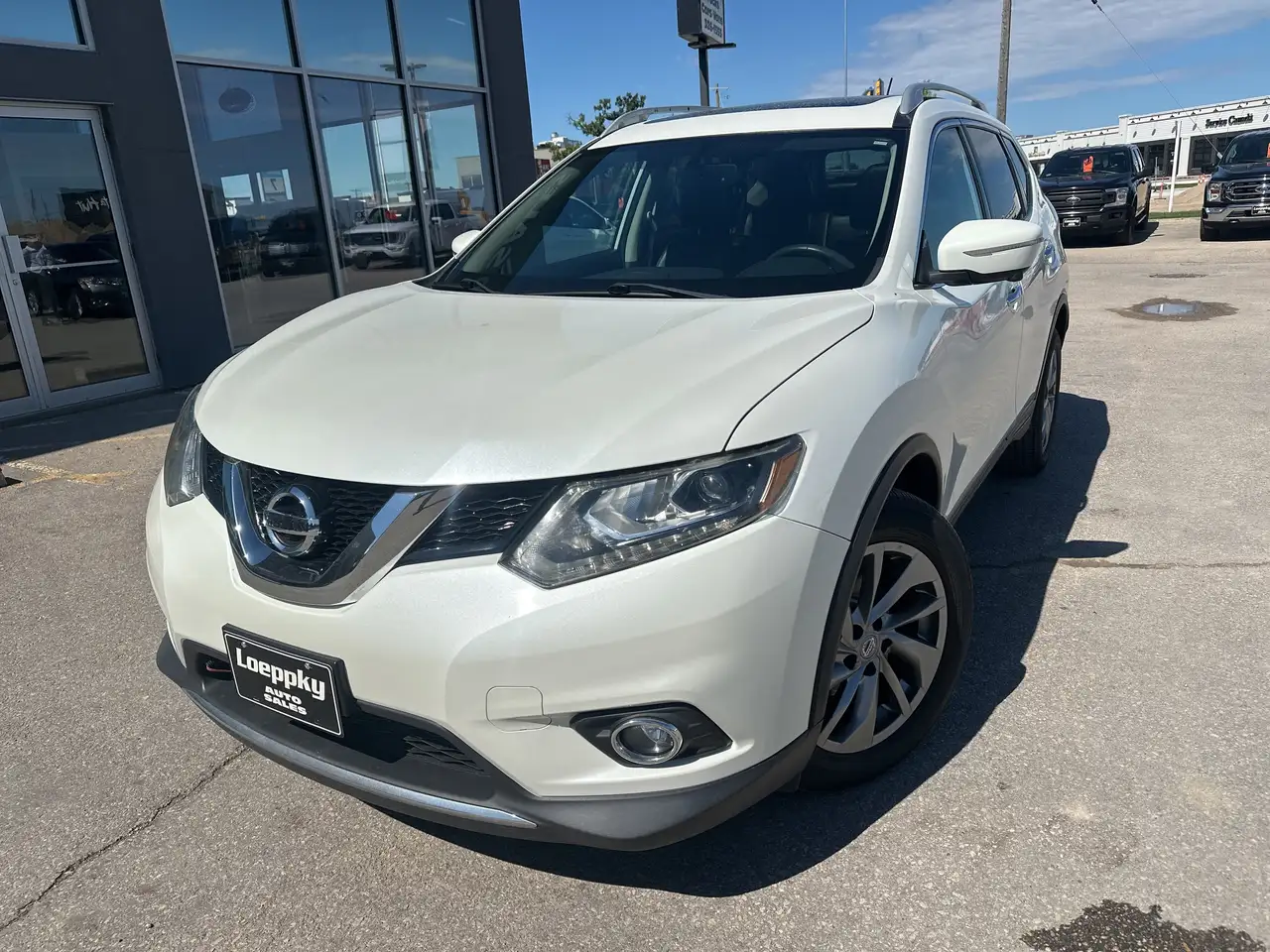 Nissan Rogue снимка Nissan Rogue