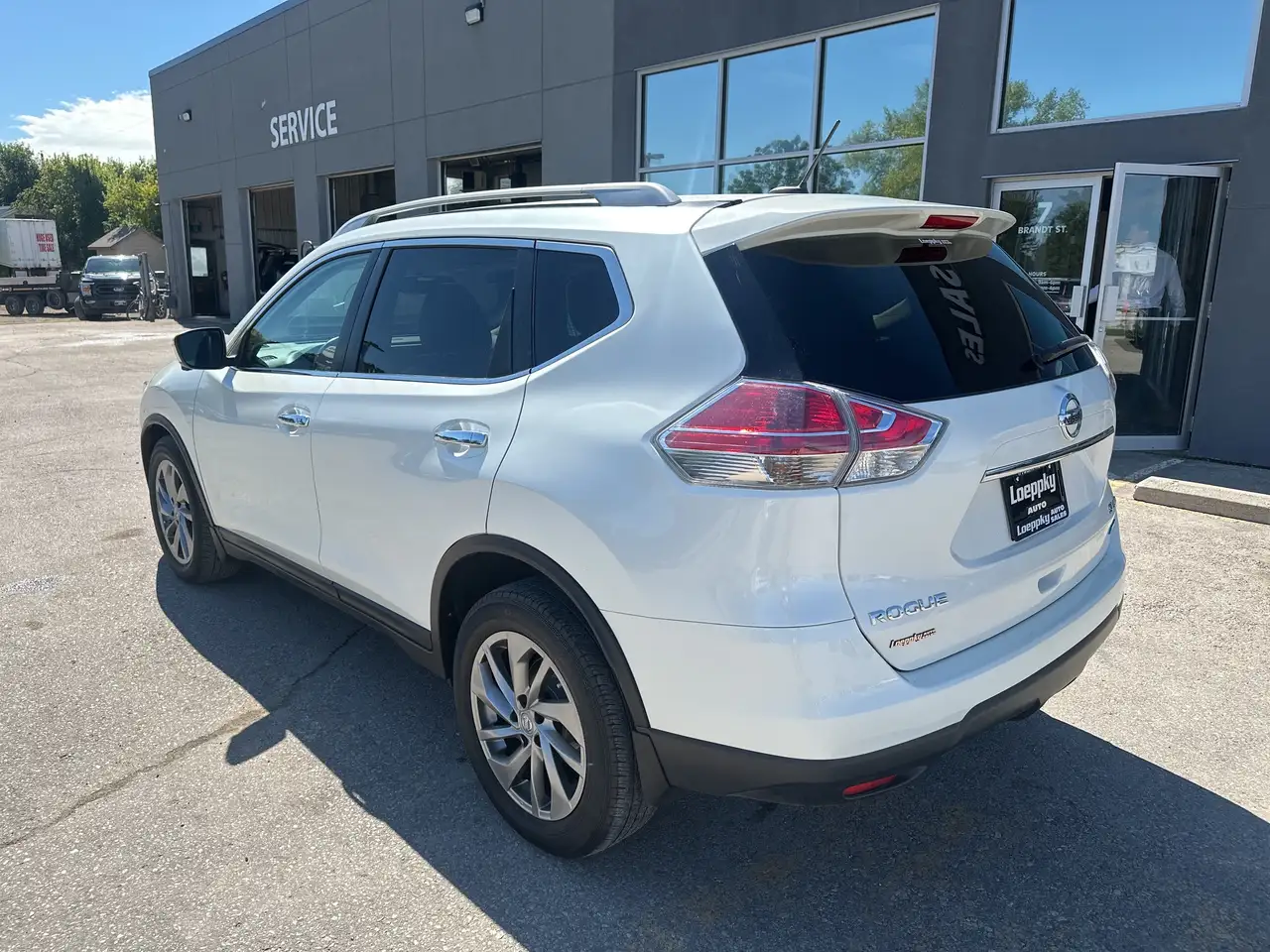 Nissan Rogue снимка Nissan Rogue