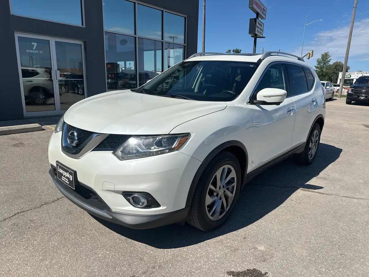 Nissan Rogue снимка Nissan Rogue