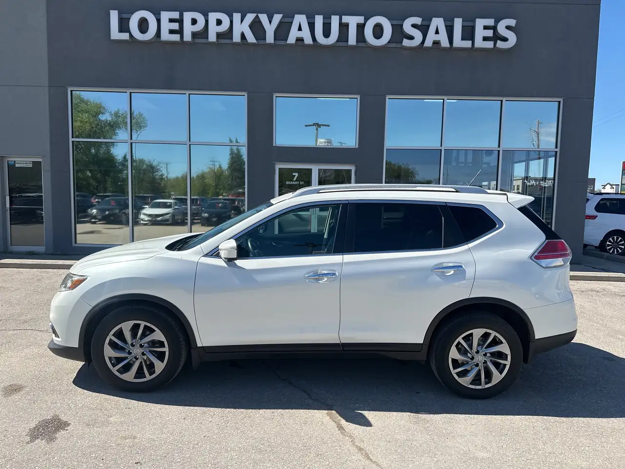 Nissan Rogue снимка Nissan Rogue