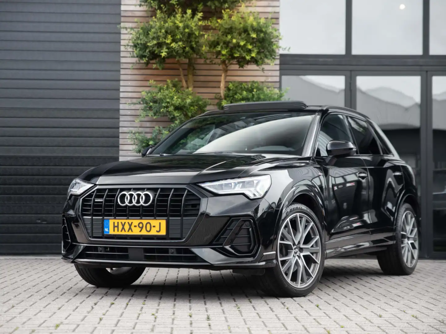 Audi Q3 40 TFSI quattro / 3x S-Line / Panoramdak / Bang & Noir - 1