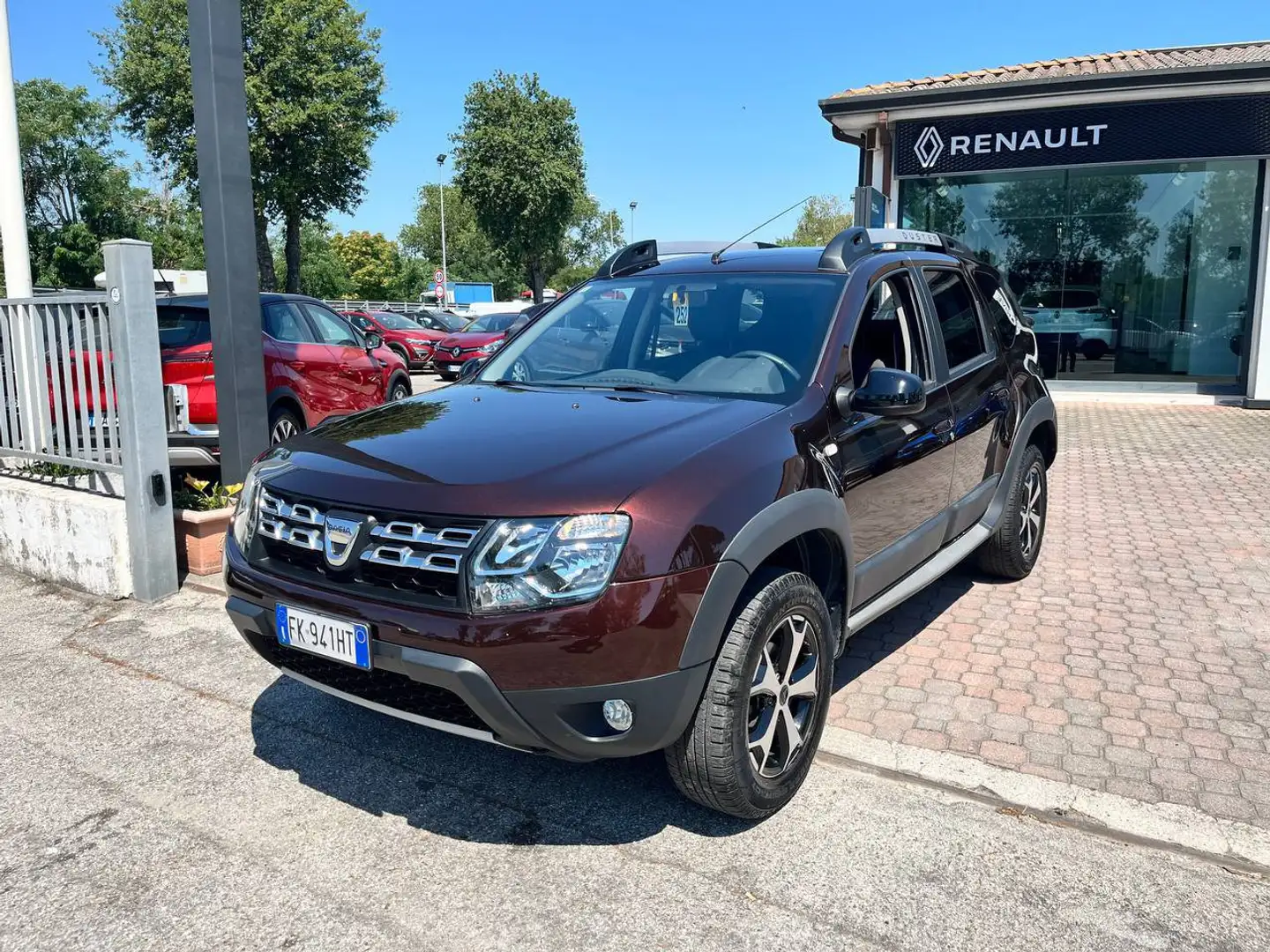 Dacia Duster 1.6 115 CV S&S 4x2 GPL Serie Speciale Brave Marrone - 1