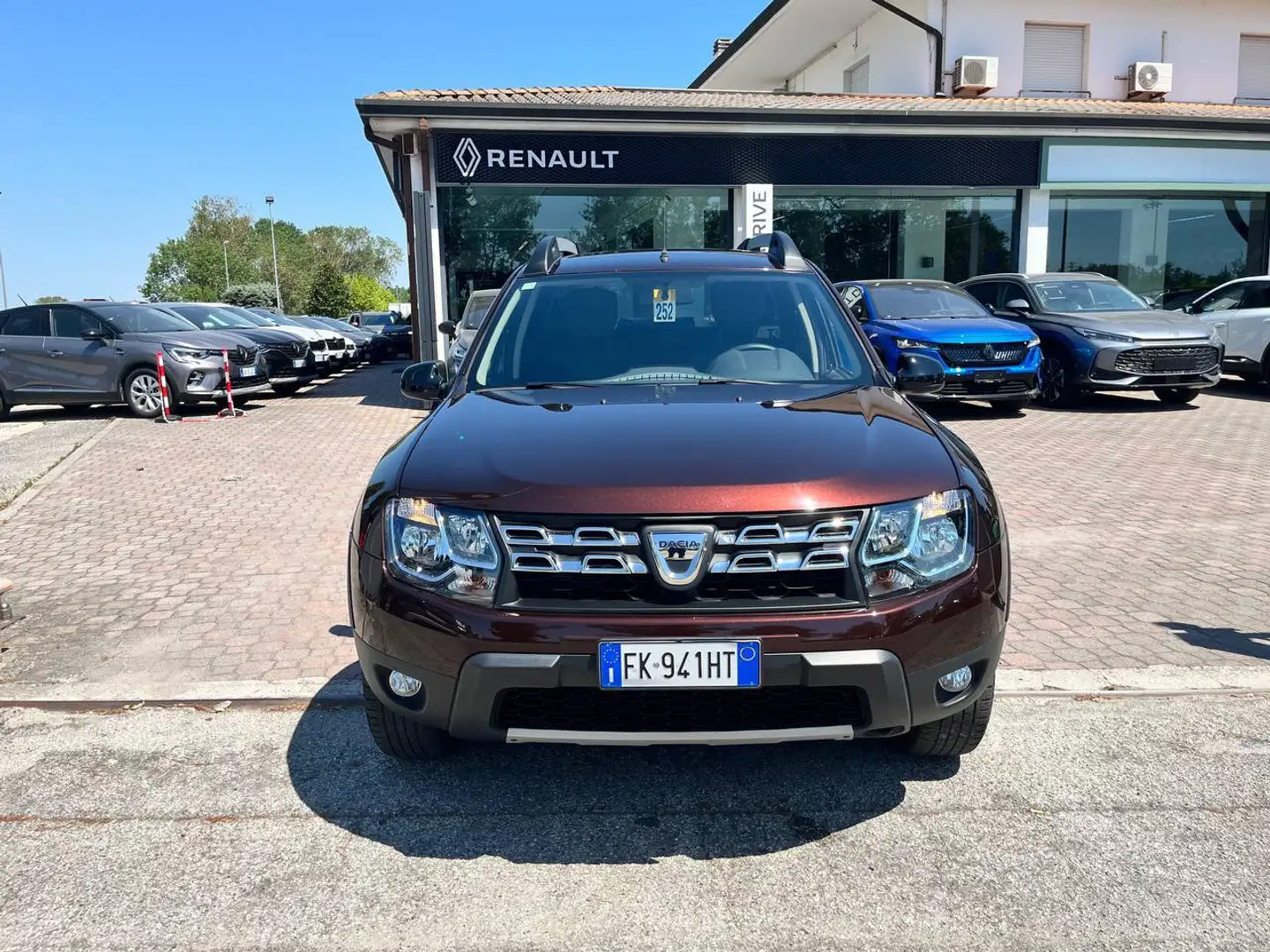 Dacia Duster 1.6 115 CV S&S 4x2 GPL Serie Speciale Brave Marrone - 2