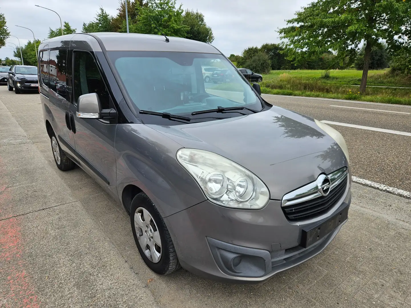 Opel Combo Tour 1.6 CDTi / AIRCO / * SUPER DEAL * - 2