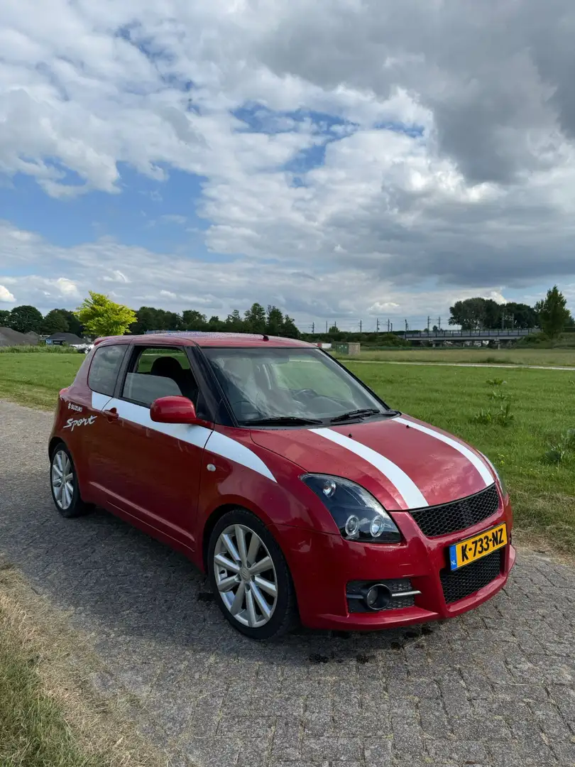 Suzuki Swift 1.6 Sport - 1