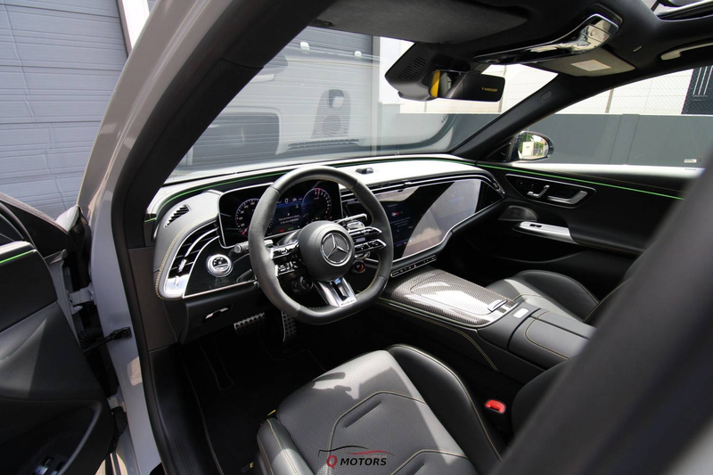 Mercedes-Benz E 53 AMG Hybrid 4-Matic Edition 1-CARBON-HYPERSCREEN-PERFORMANCE-PANO-HUD-BURM-ACC — photo 15