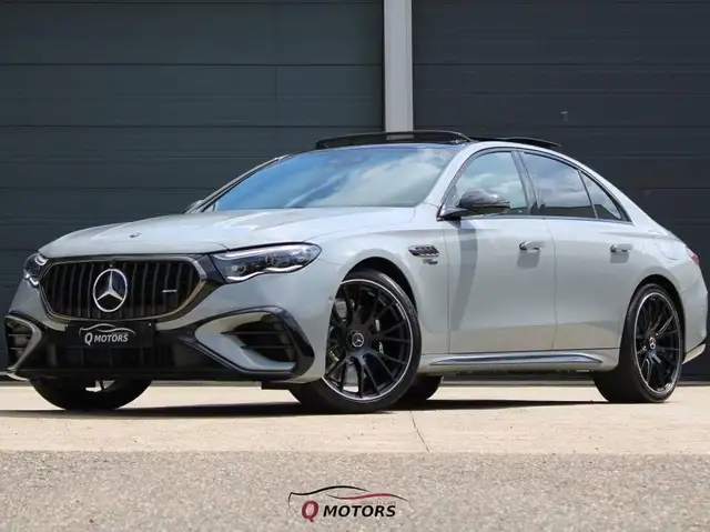 Mercedes-Benz E 53 AMG Hybrid 4-Matic Edition 1-CARBON-HYPERSCREEN-PERFORMANCE-PANO-HUD-BURM-ACC