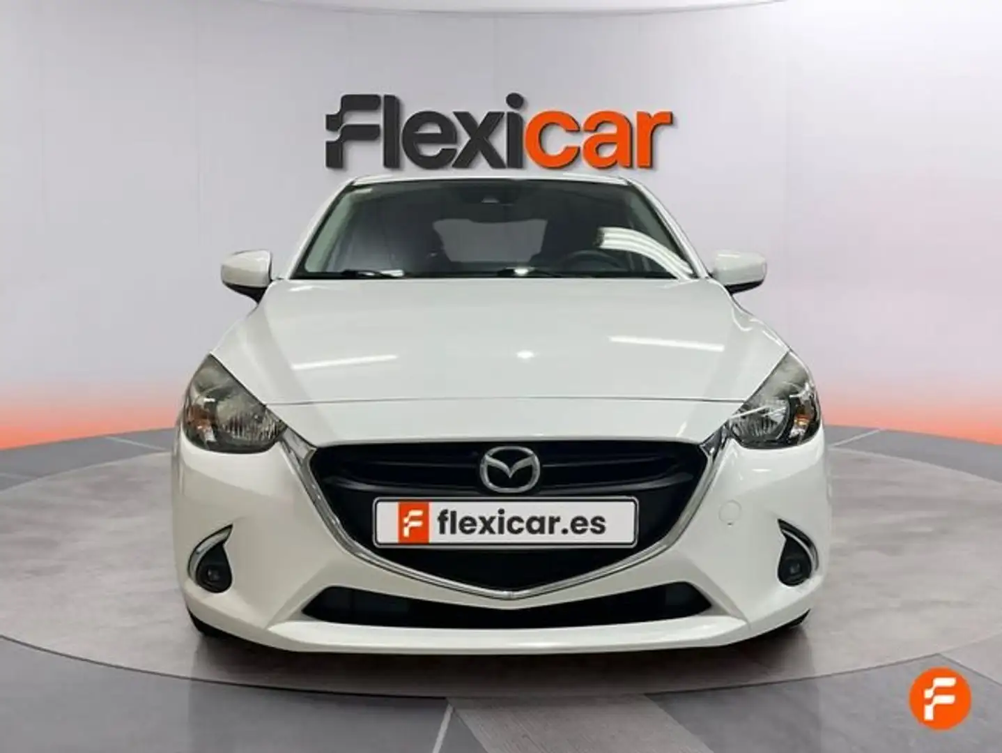 Mazda 2 1.5 GE 55kW (75CV) Black Tech Edition Blanco - 2