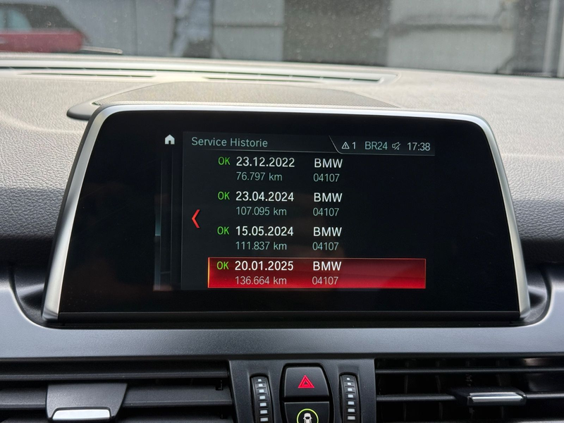 BMW 218 Aut xDrive Sport Line LED/AHK — photo 14