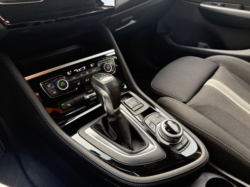 BMW 218 Aut xDrive Sport Line LED/AHK — photo 15