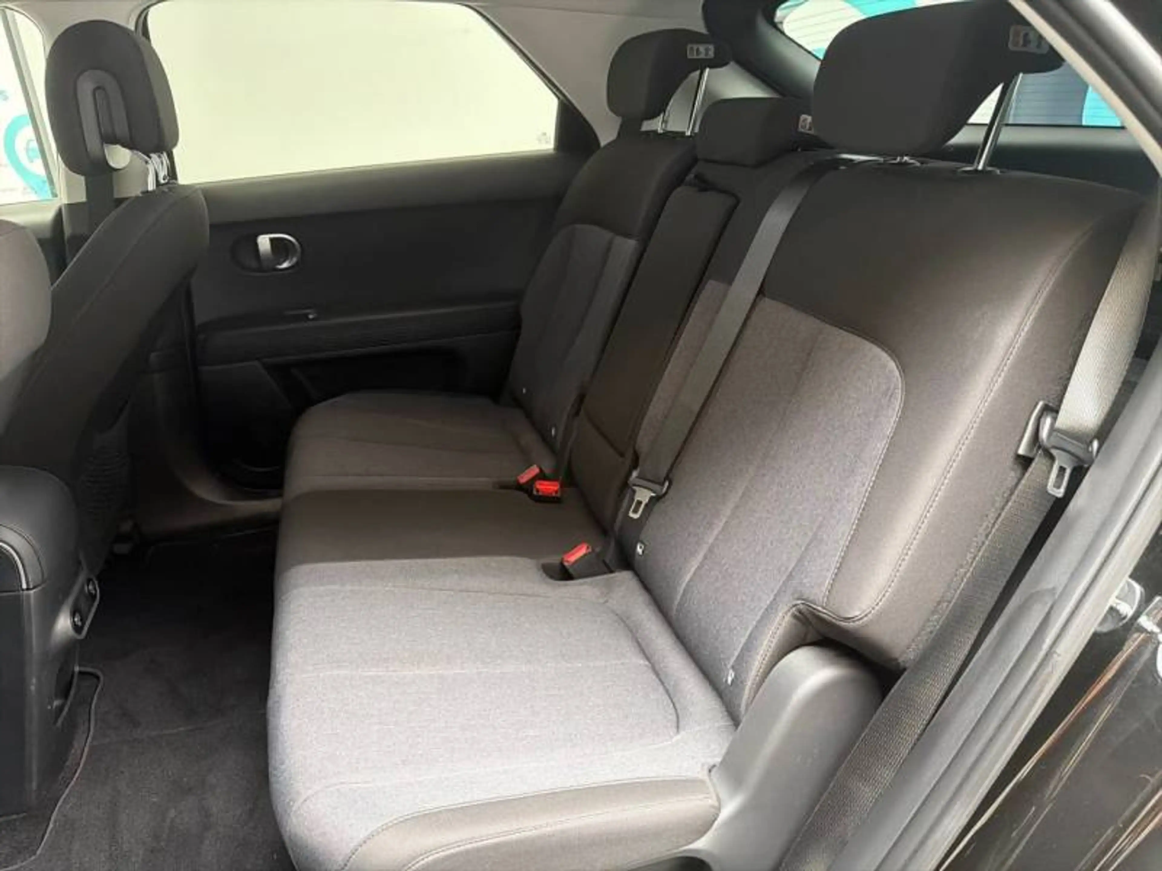 Hyundai IONIQ 5 1 77.4kWh Core — photo 10