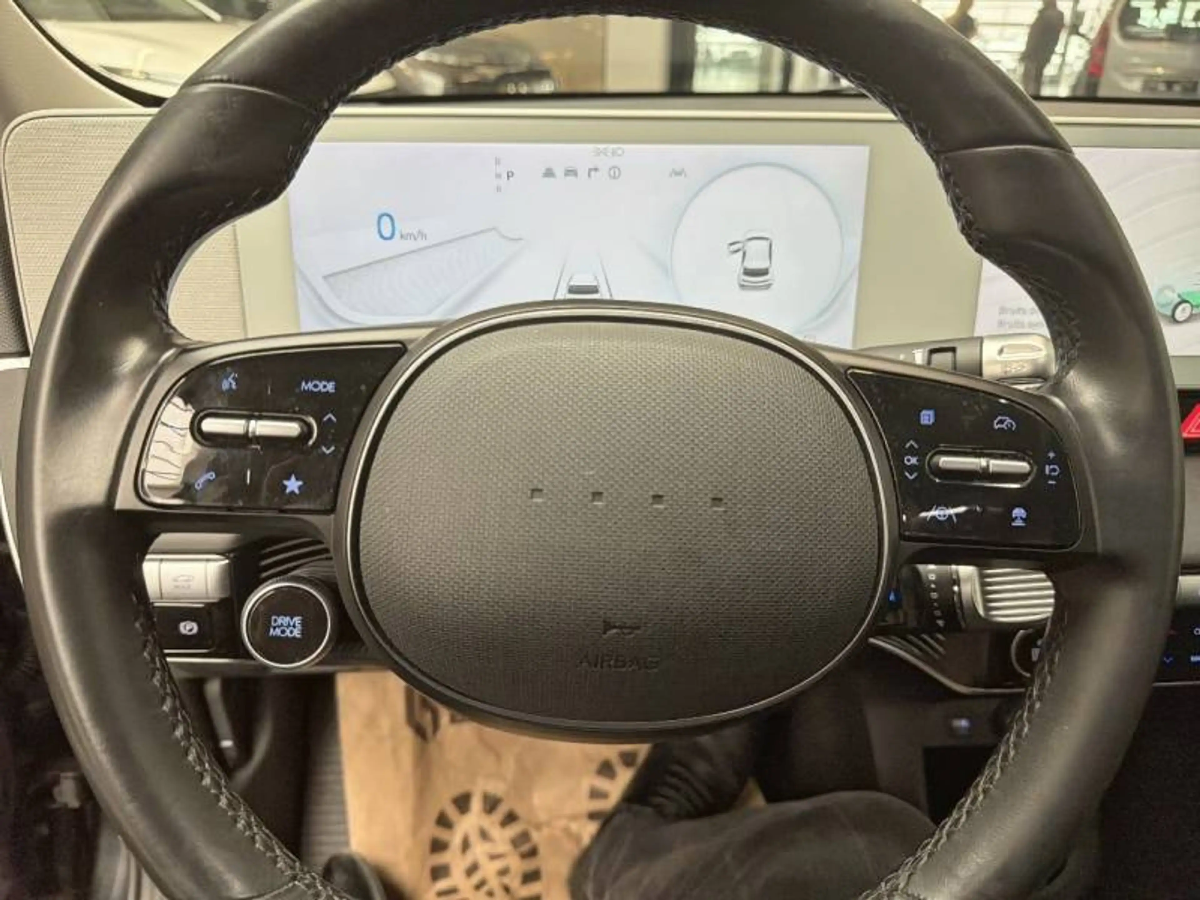 Hyundai IONIQ 5 1 77.4kWh Core — photo 14