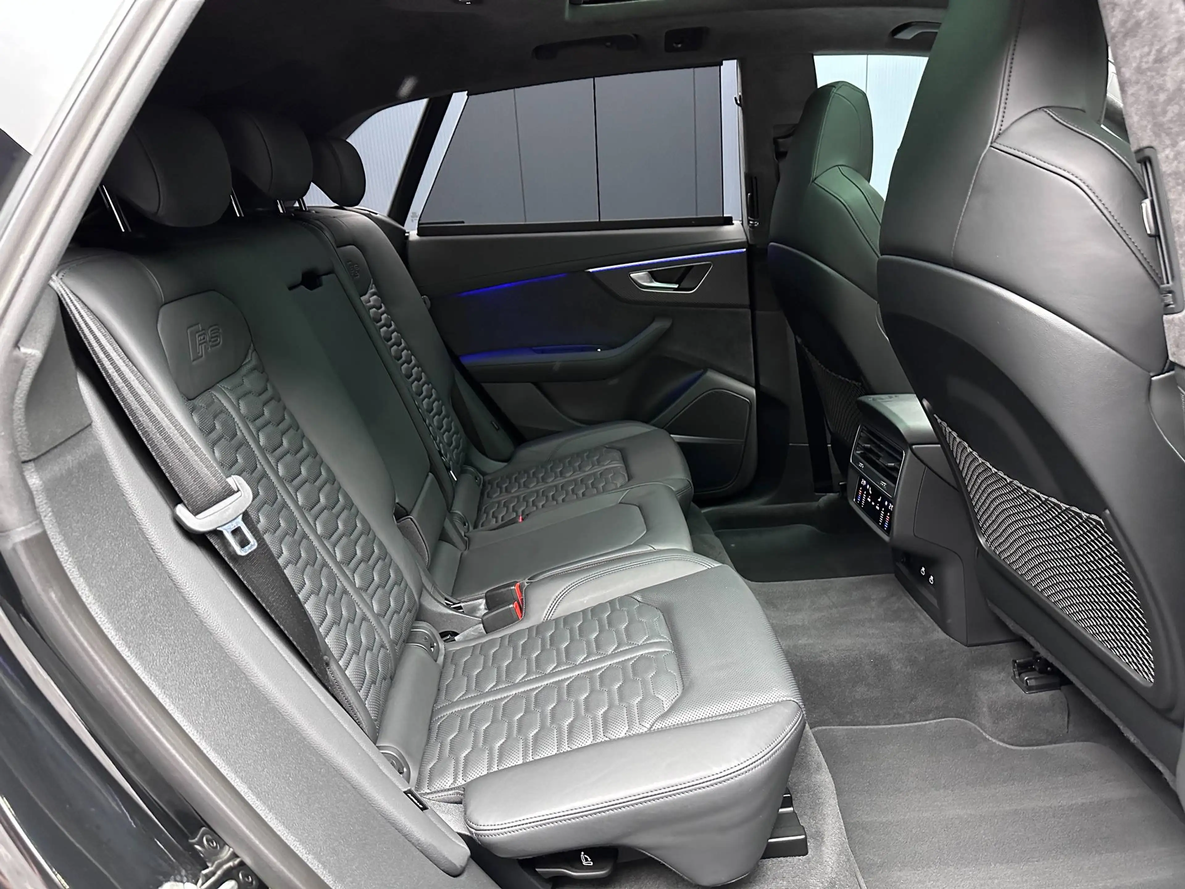 Audi RS Q8 4.0 TFSI quattro *KERAMIK*PANORAMA*RS-Abgas*B&O* — photo 33