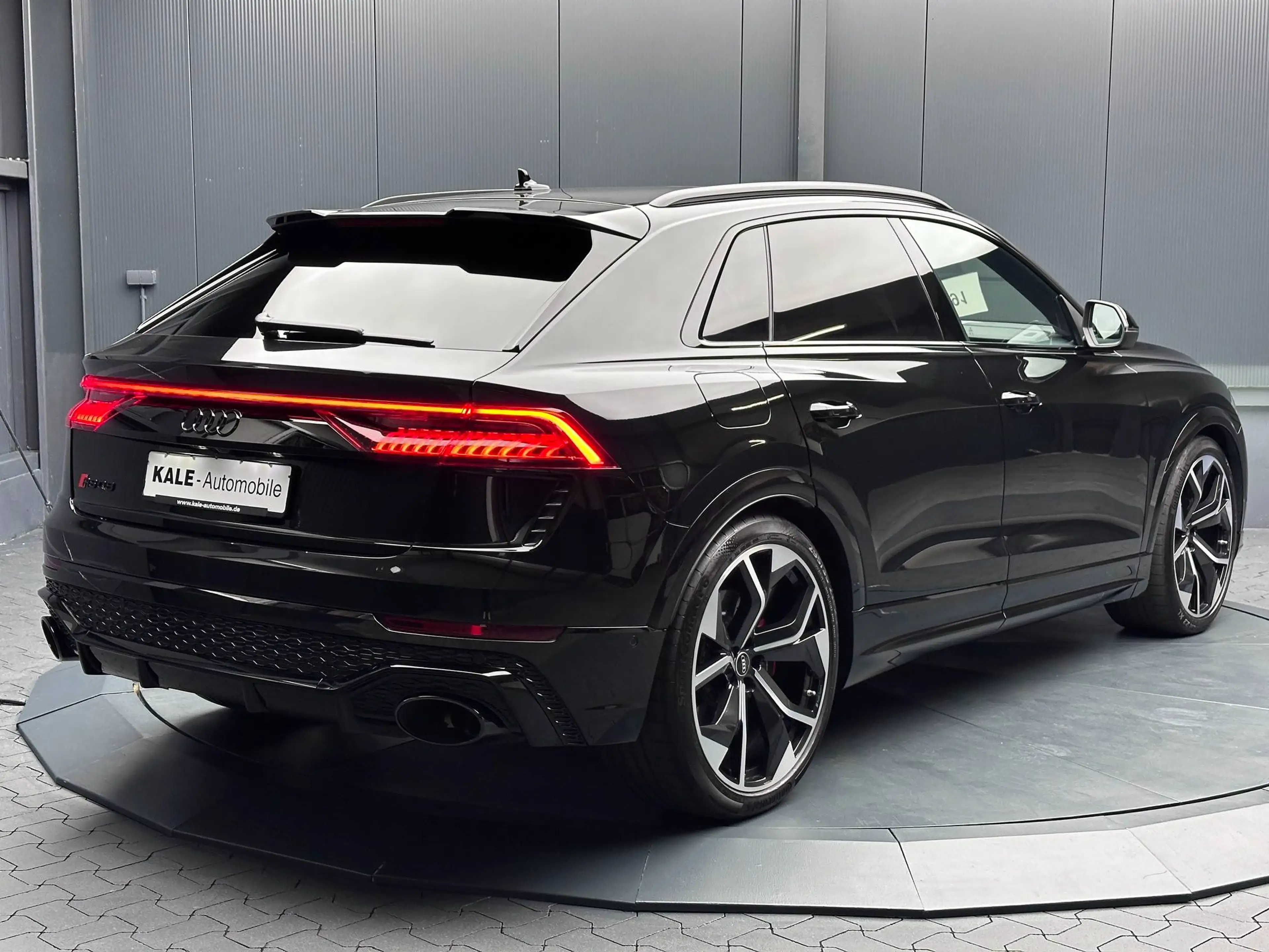 Audi RS Q8 4.0 TFSI quattro *KERAMIK*PANORAMA*RS-Abgas*B&O* — photo 5