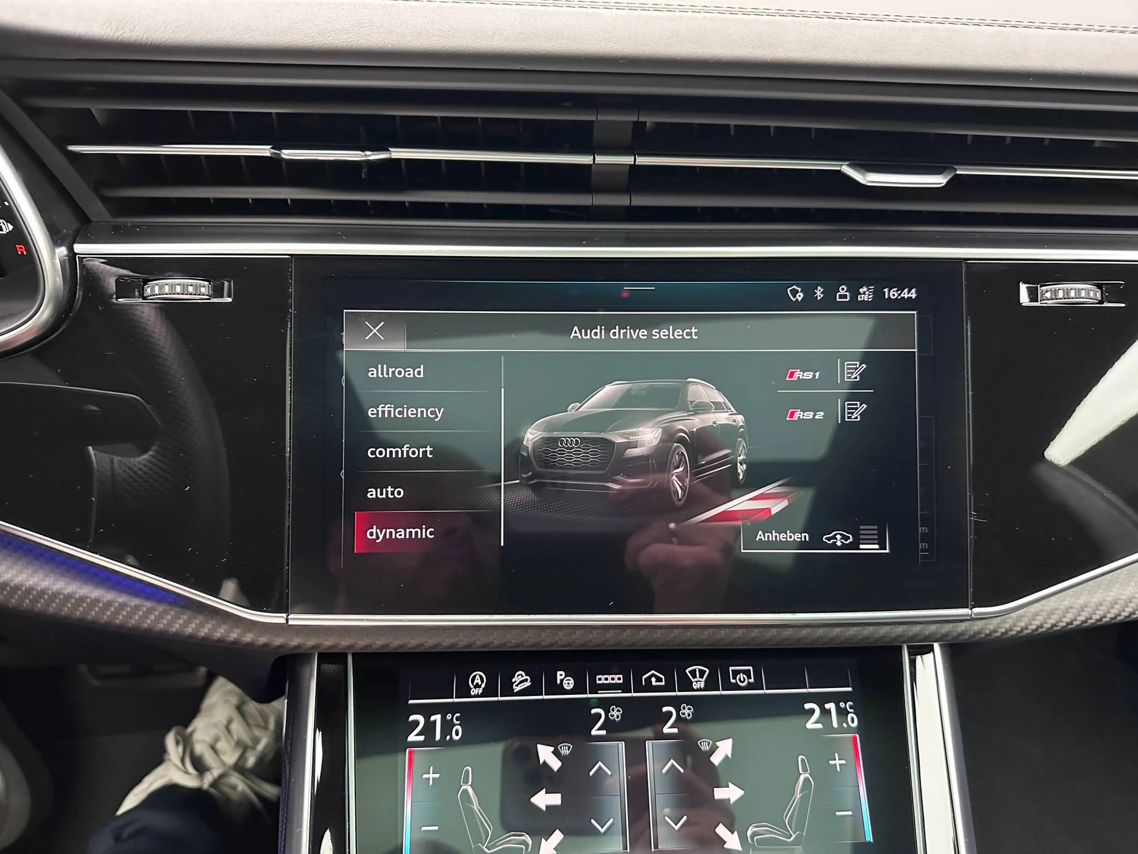 Audi RS Q8 4.0 TFSI quattro *KERAMIK*PANORAMA*RS-Abgas*B&O* — photo 28