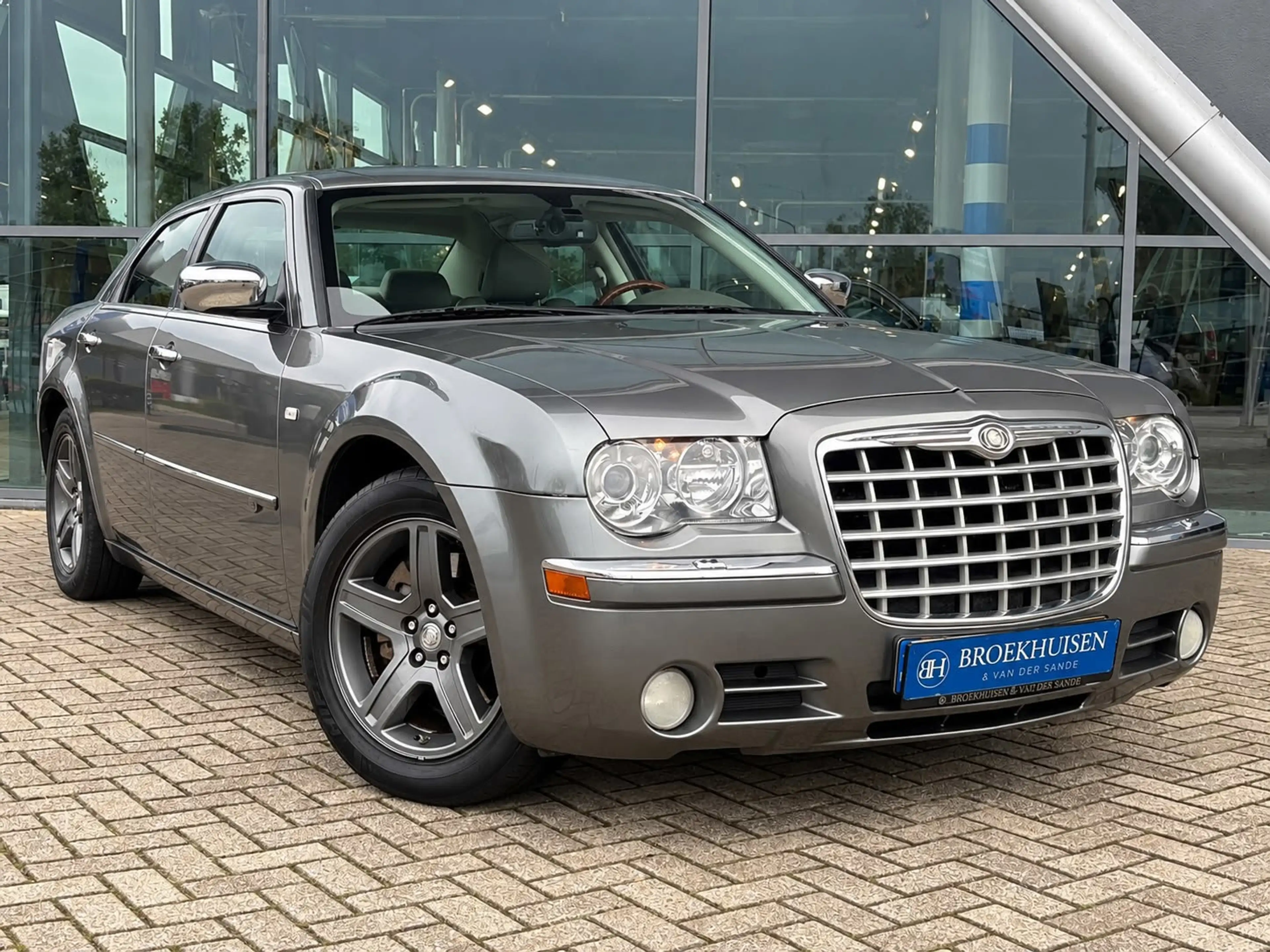 Chrysler 300C 3.5 V6 249pk Schuifdak / Stoelverwarming / Navigat — photo 3