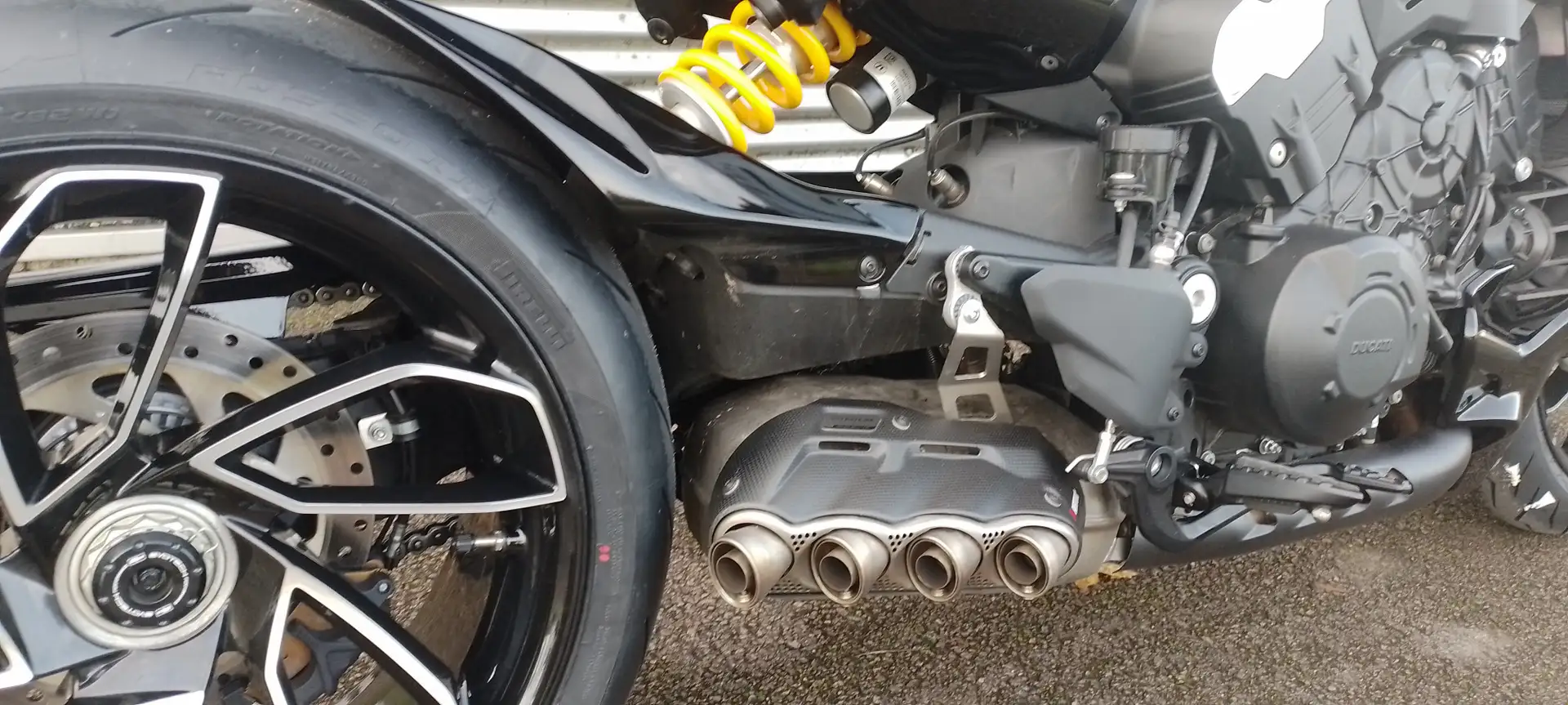 Ducati Diavel Noir - 2