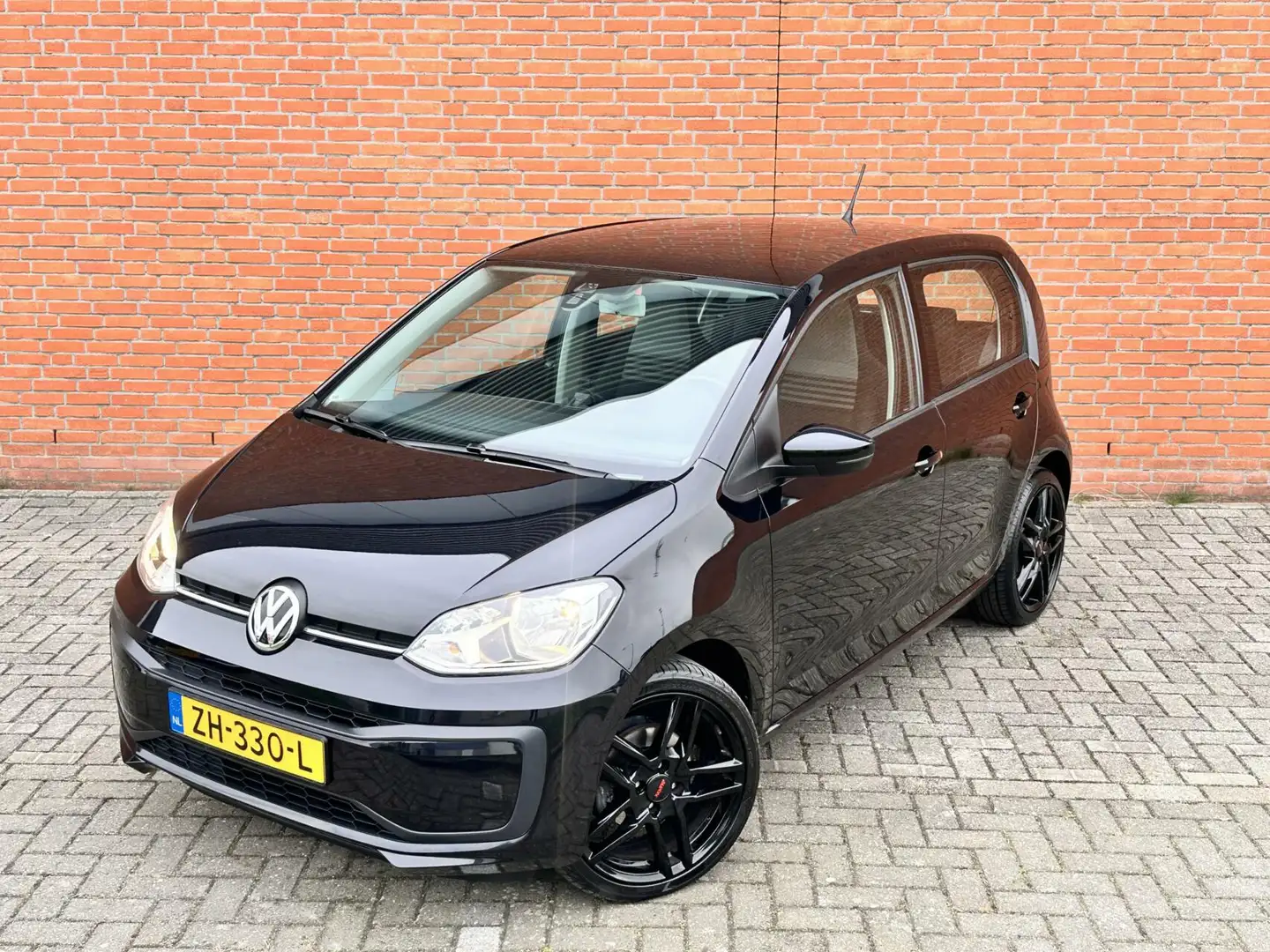 Volkswagen up! 1.0 BMT move up!|DEALERONDERHOUDEN |BT|AIRCO Negro - 2