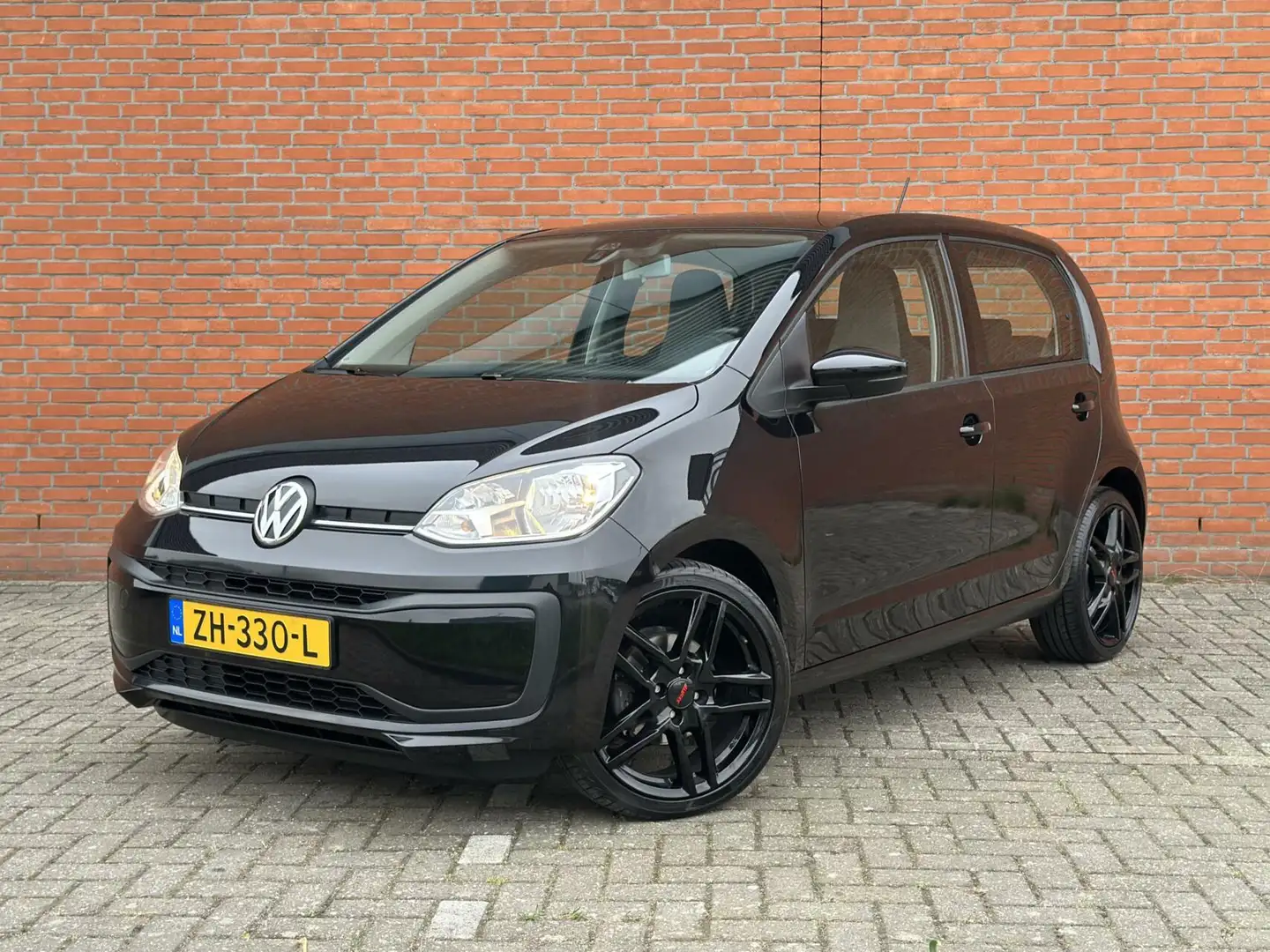Volkswagen up! 1.0 BMT move up!|DEALERONDERHOUDEN |BT|AIRCO Negro - 1