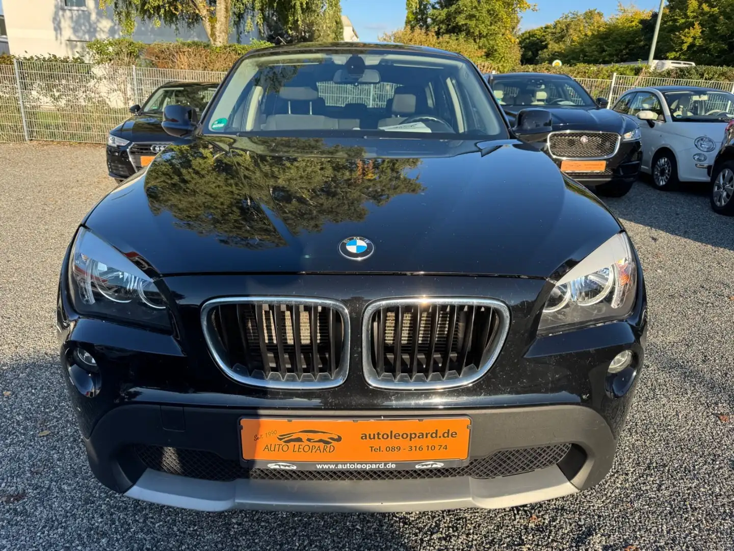 BMW X1 Baureihe X1 18 d sDrive Schwarz - 1
