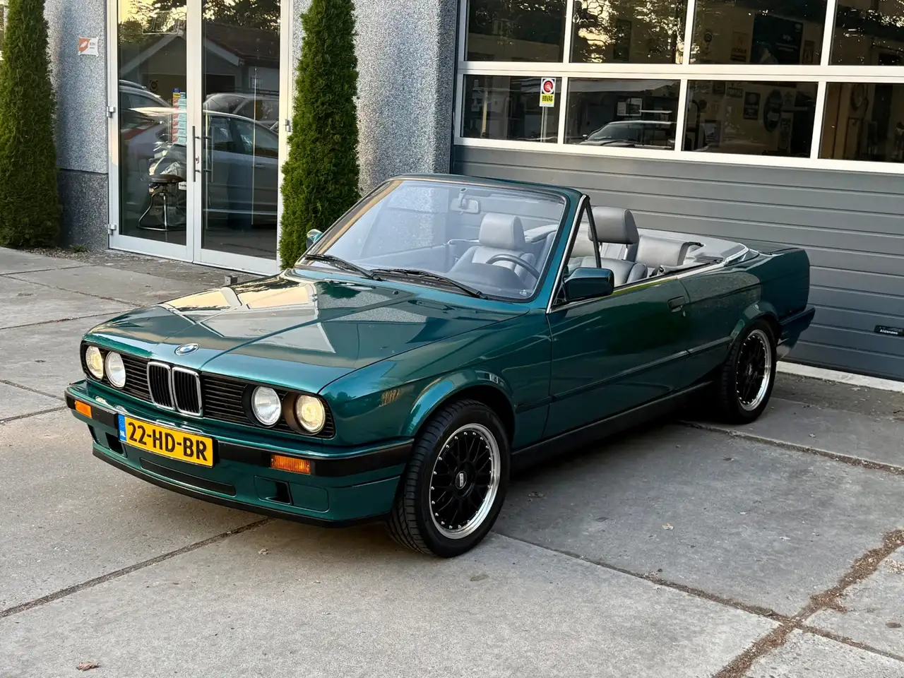 BMW 3 Series 320 1991