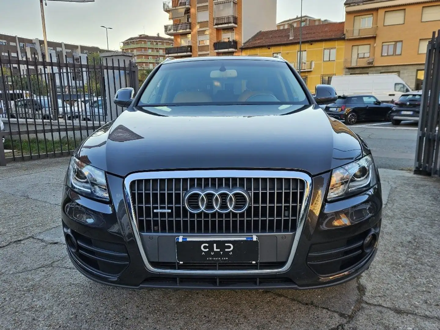 Audi Q5 2.0 TDI 170 CV quattro Grigio - 2