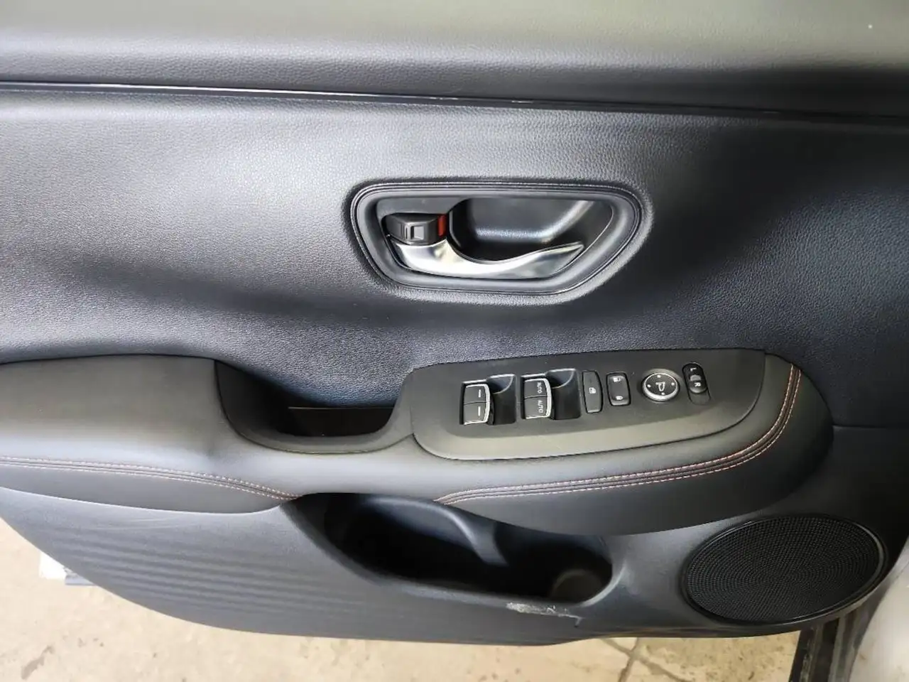 Honda HR-V снимка Honda HR-V