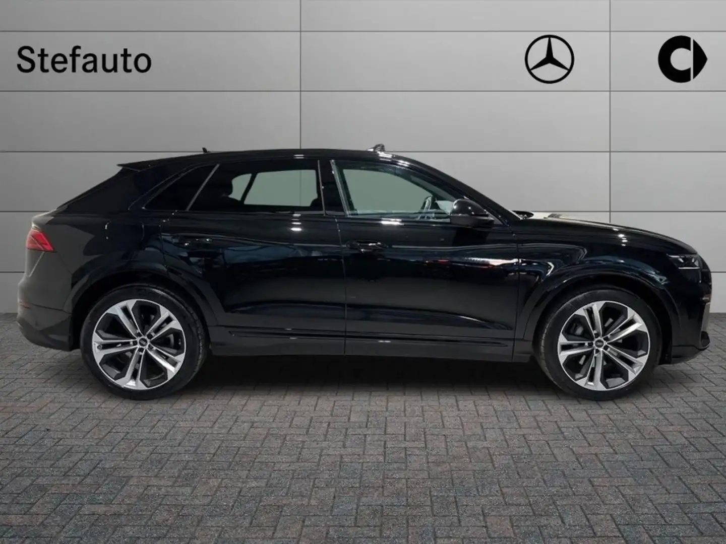 Audi Q8 SUV 45 TDI quattro tiptronic S line edition Nero - 2