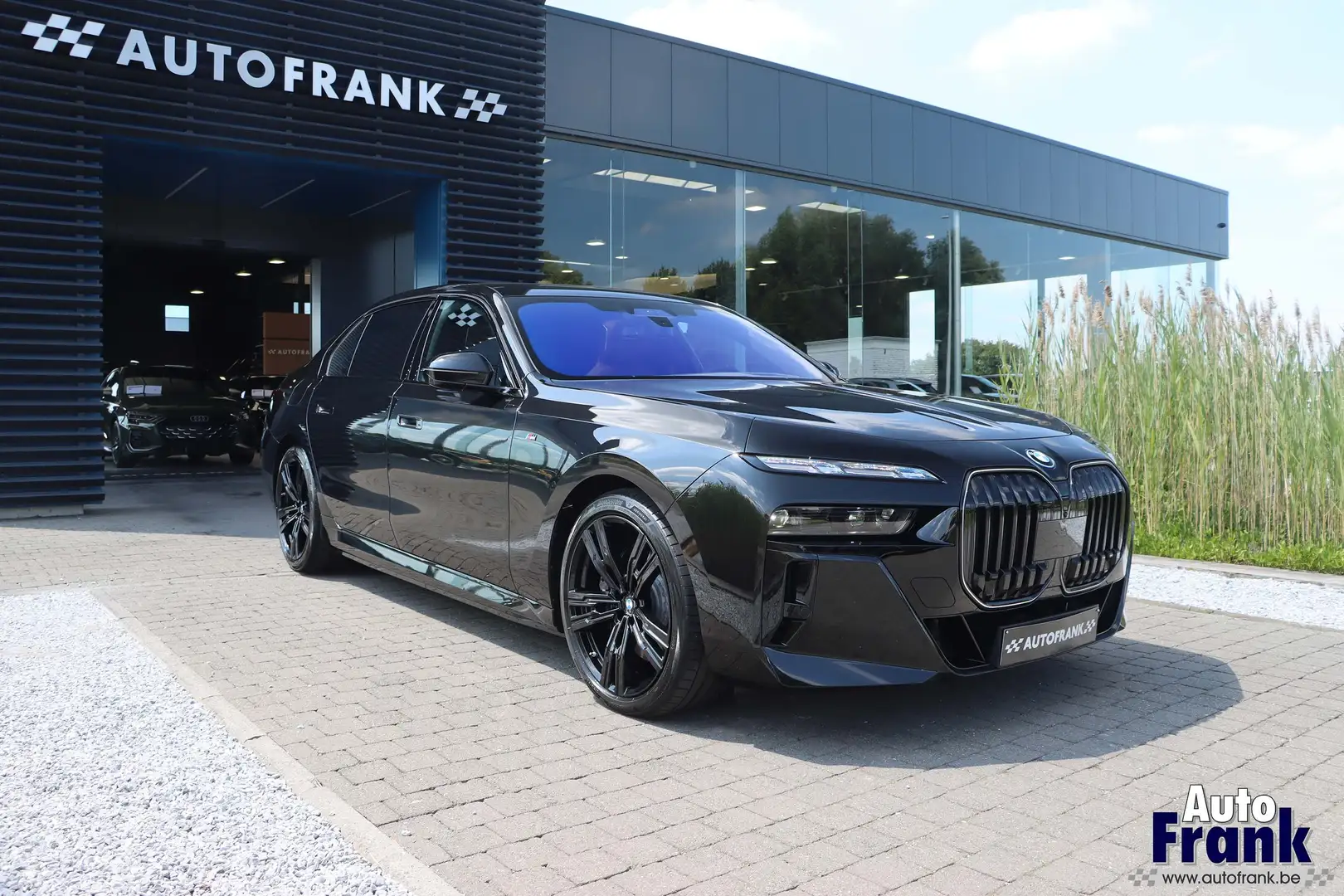 BMW i7 60 / M-SPORT-PRO / PANO / DRIV+PARK PRO / TREKHK Noir - 1