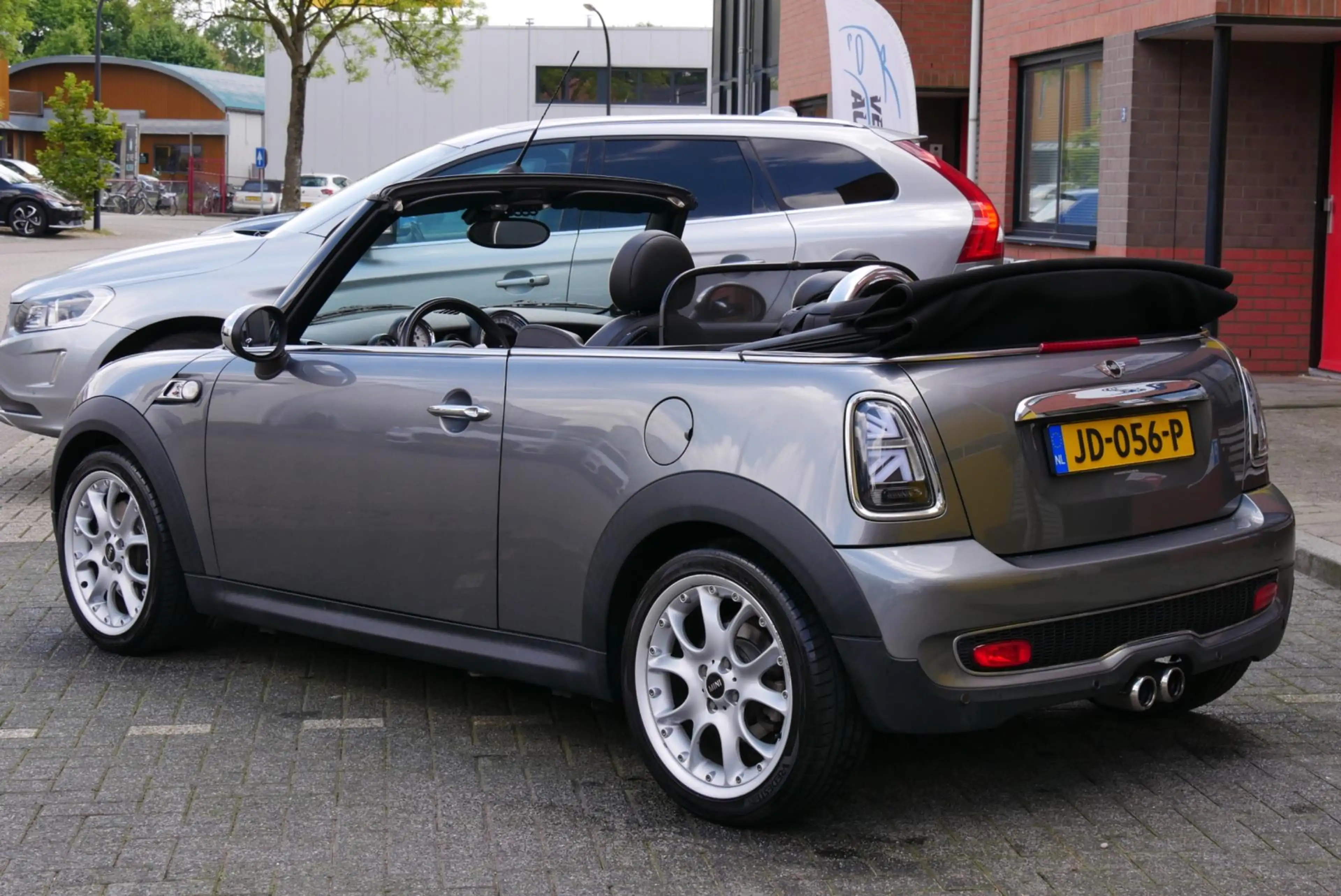 MINI Cooper S Cabrio Mini 1.6 Chili luxe leder.new ketting. navi. stoel — photo 5