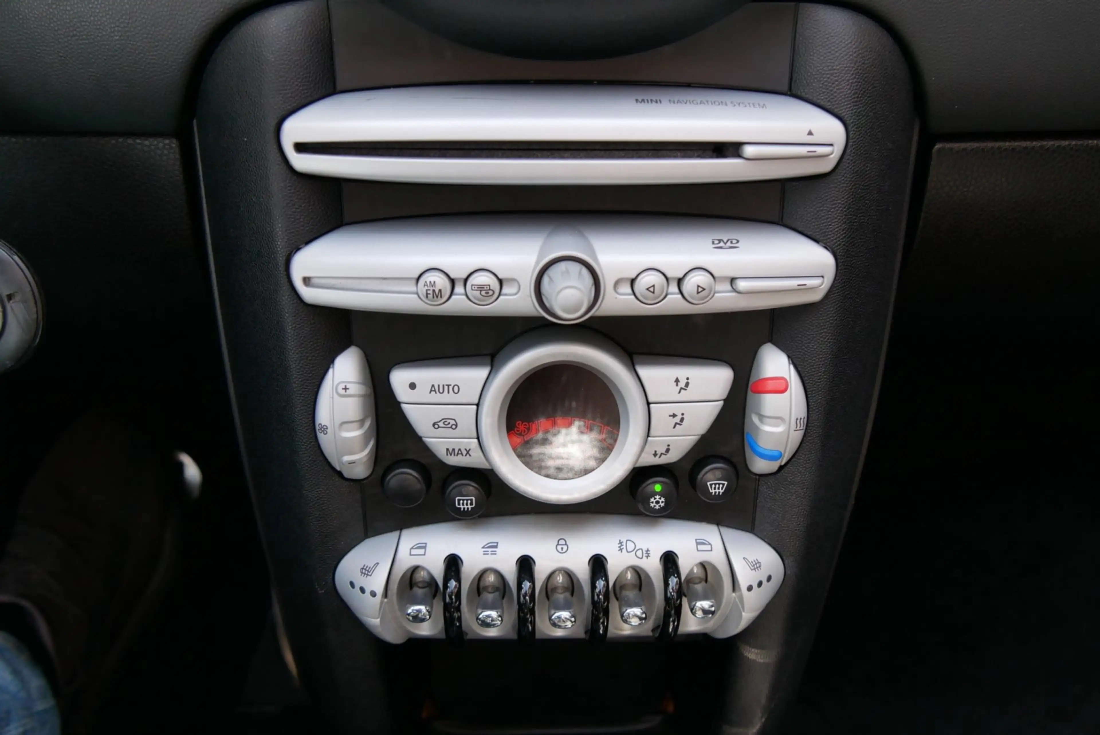 MINI Cooper S Cabrio Mini 1.6 Chili luxe leder.new ketting. navi. stoel — photo 20